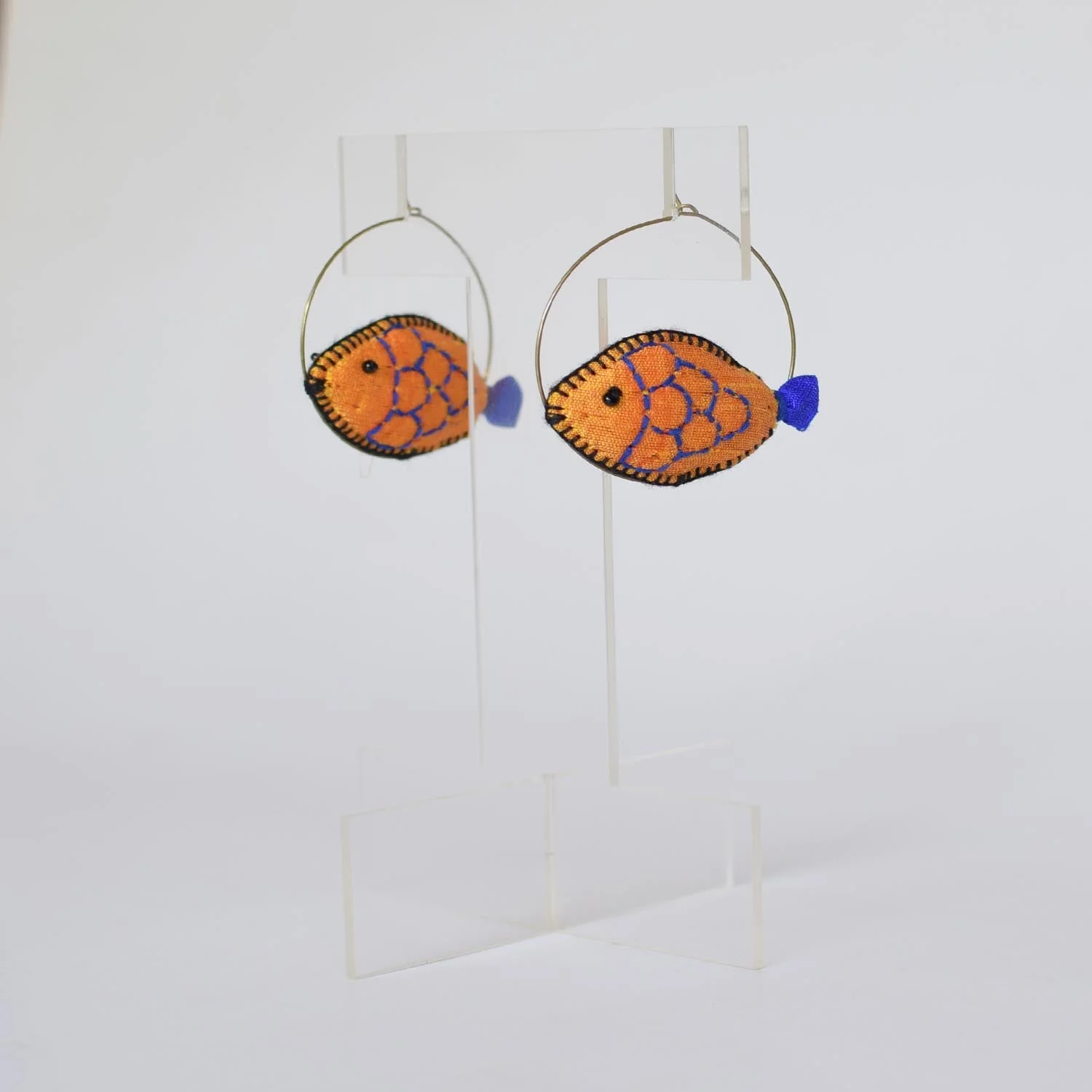 Ileesh Hoops Earrings - Image 6
