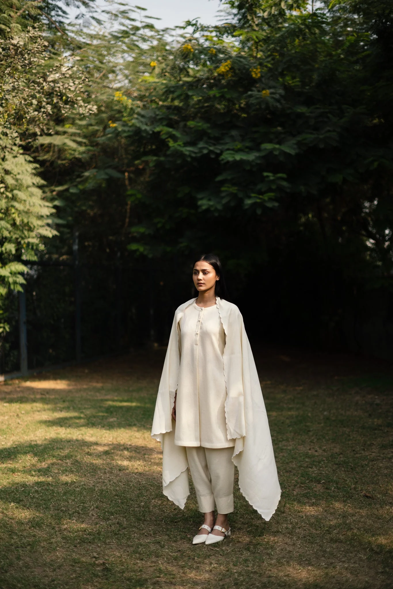 Iris Co-ord Set with Stole - Cream White