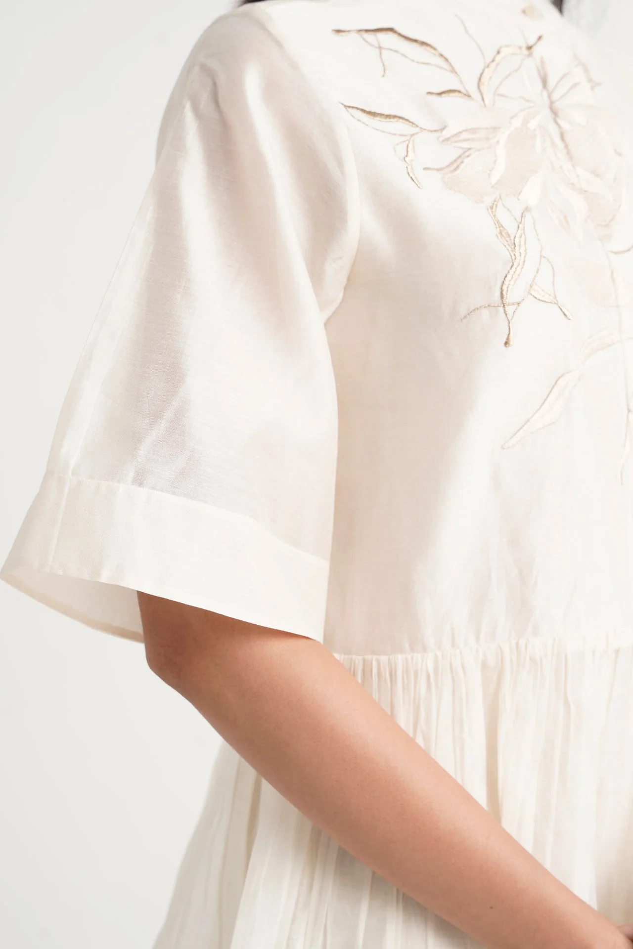 Ivory Abe 2.0 - Tonal Embroidery Peplum Tunic Set - Image 6