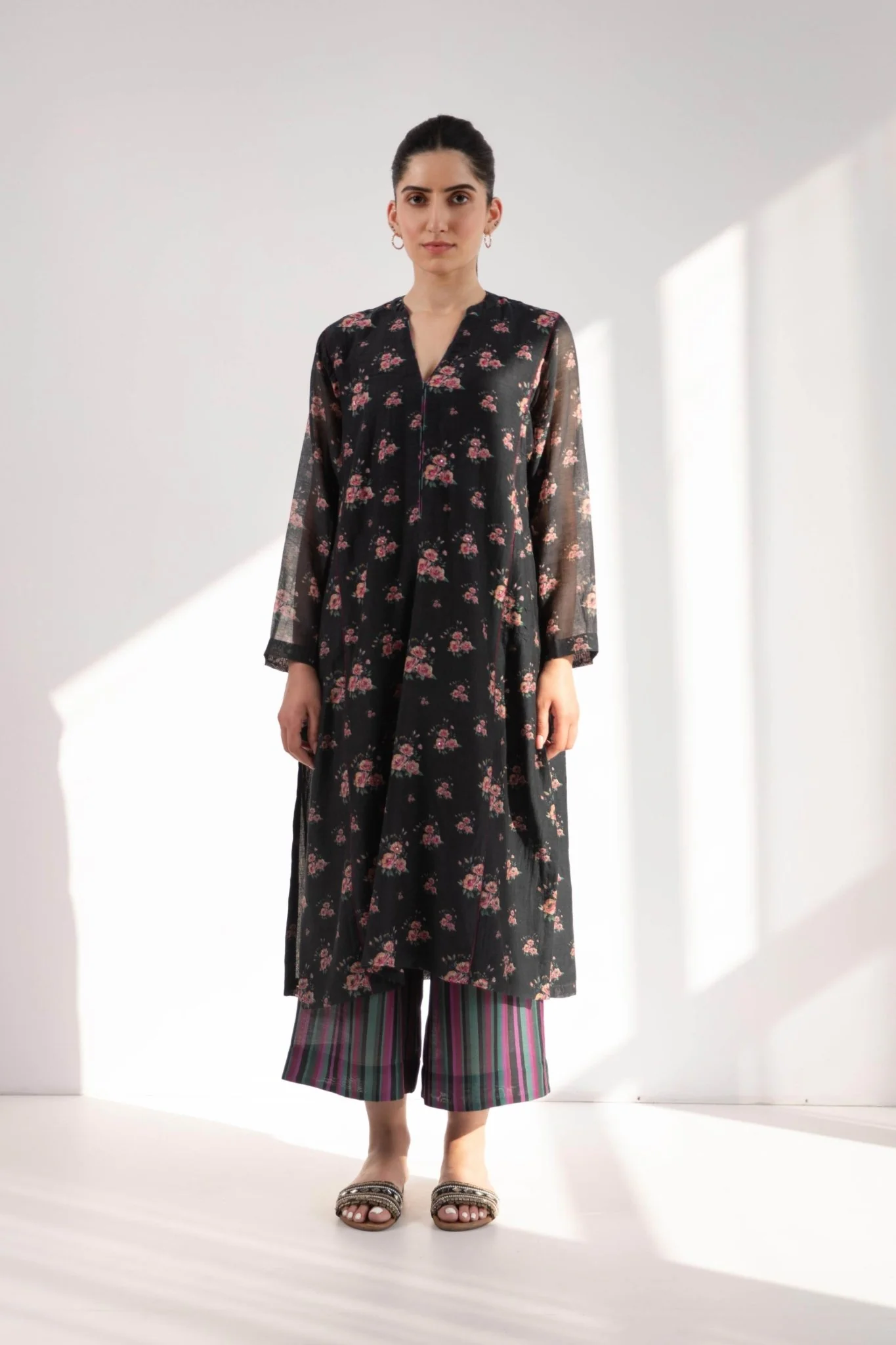 Ivy Kurta Set in Black