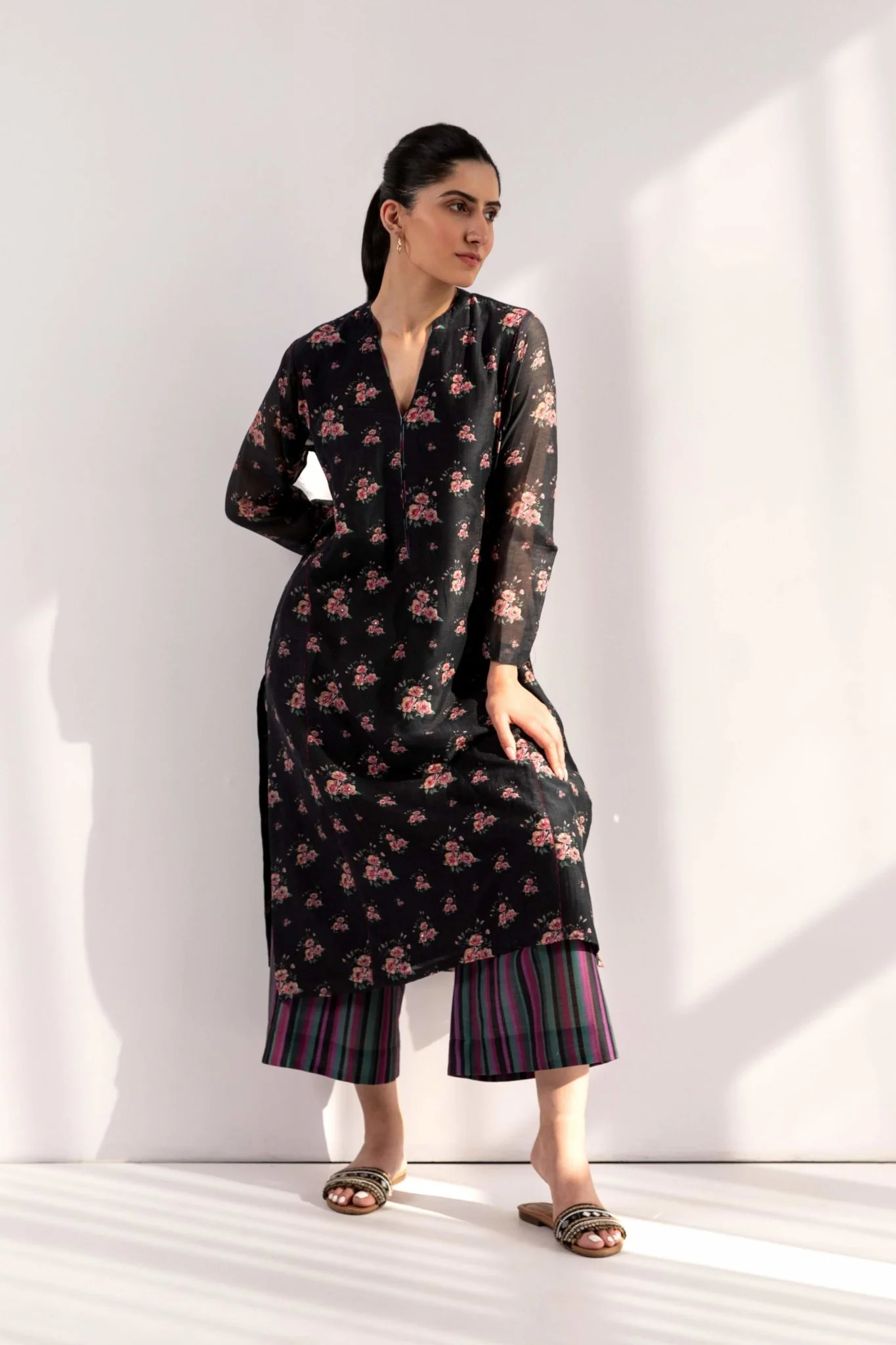 Ivy Kurta Set in Black - Image 2
