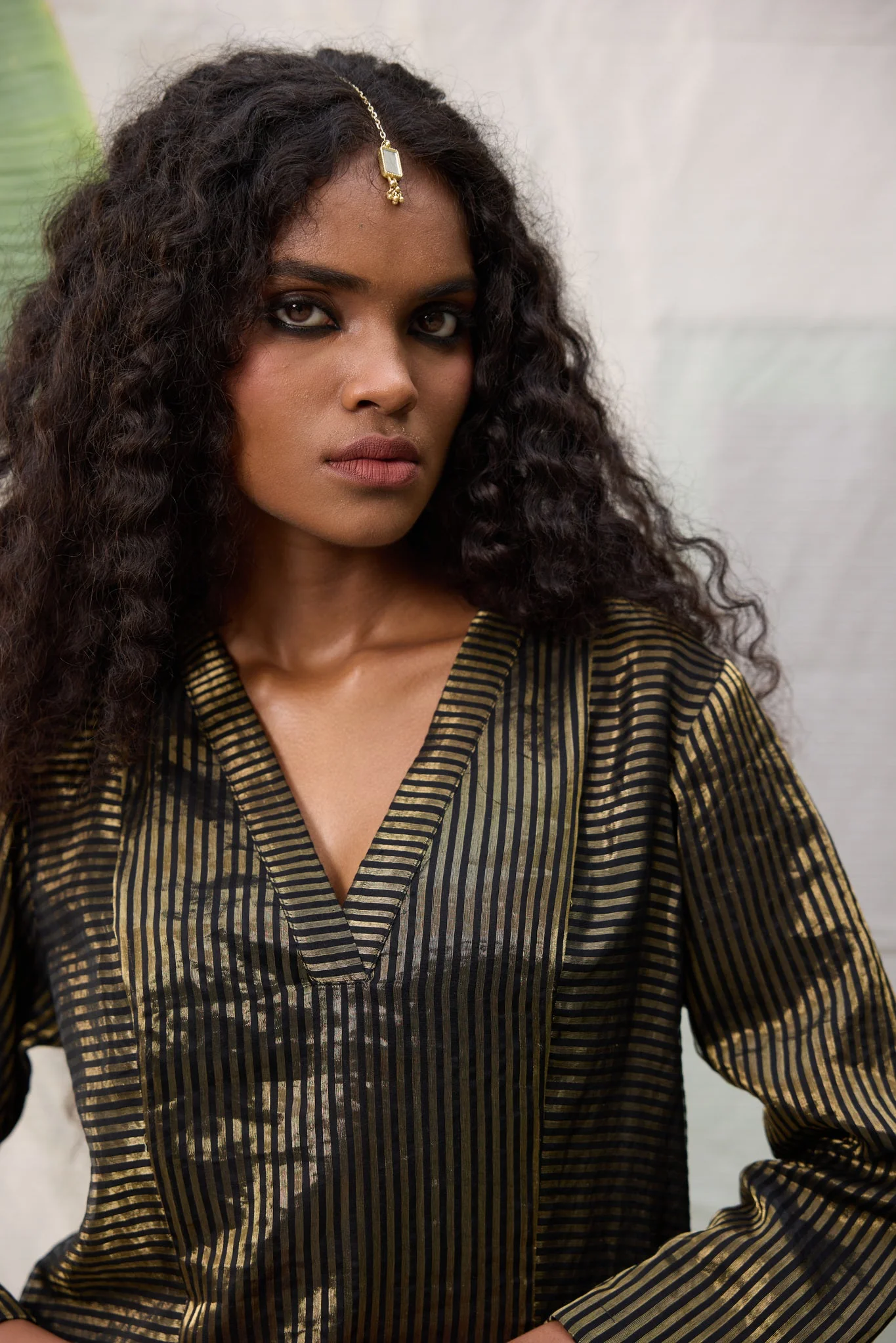 Kalakriti Tunic - Black and Gold - Image 3