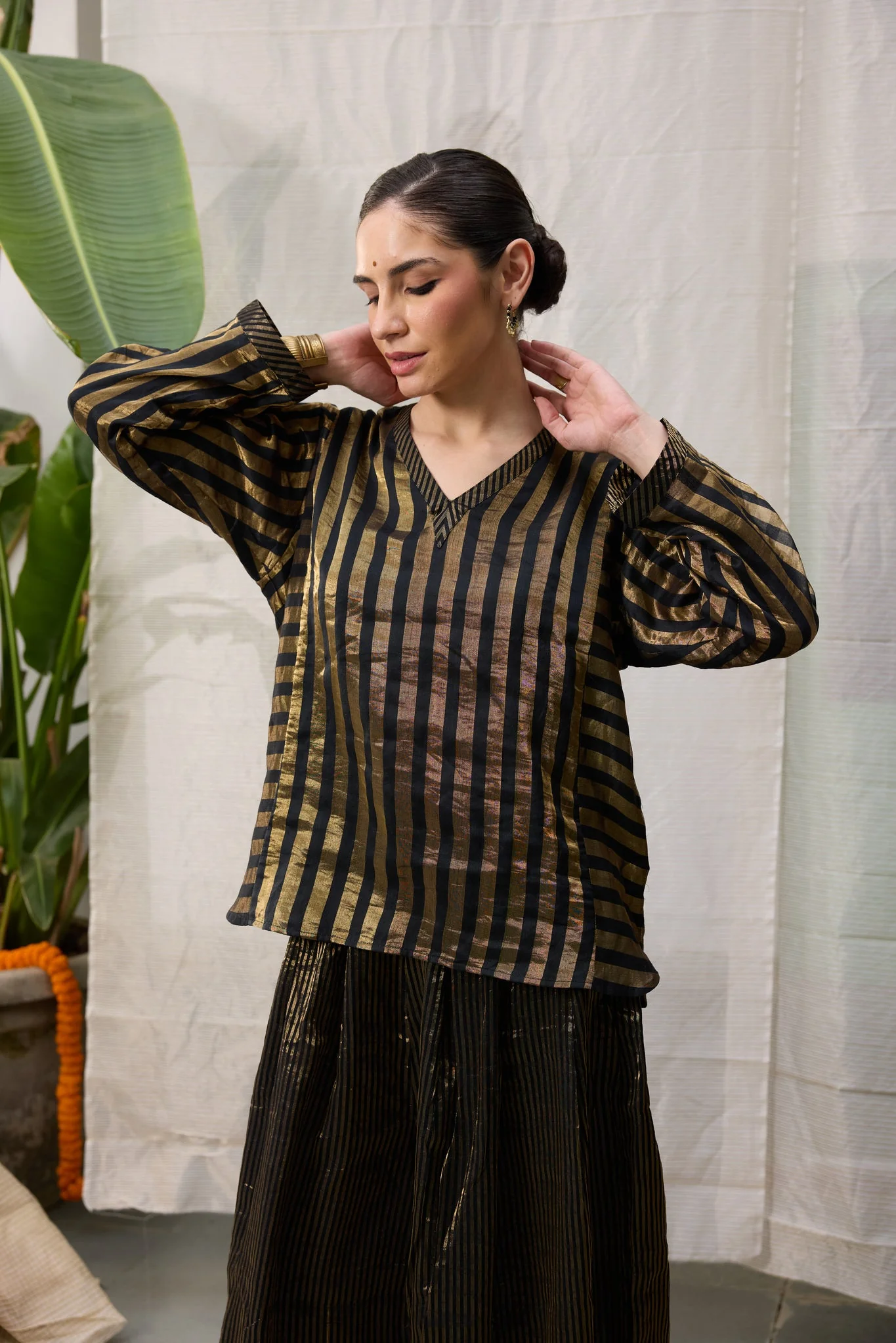 Kaveri Set - Black and Gold - Image 6