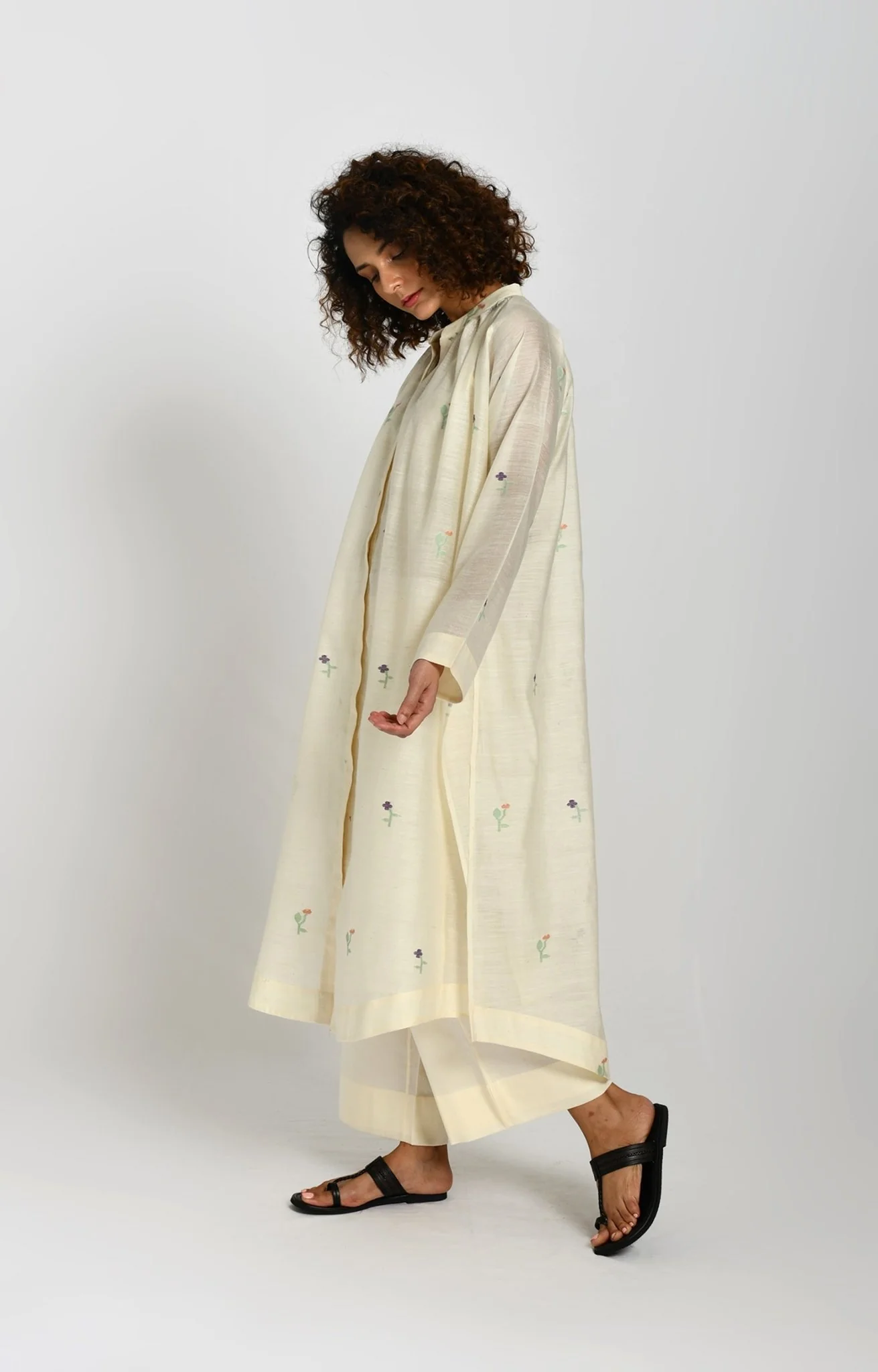 Khadi Silk Neck Gather Jamdani Co-ord Set- Off-white - Image 3