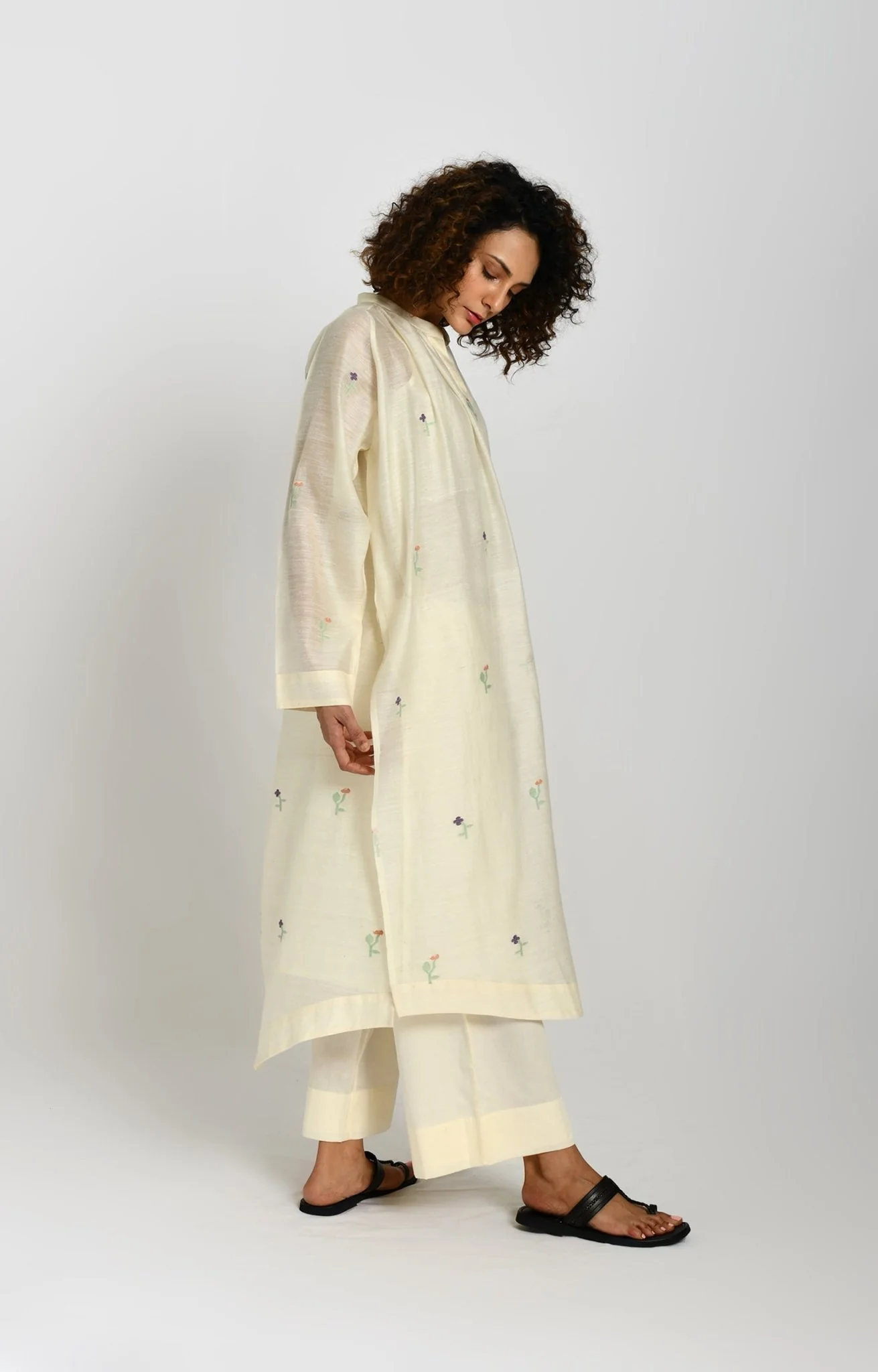 Khadi Silk Neck Gather Jamdani Co-ord Set- Off-white - Image 6