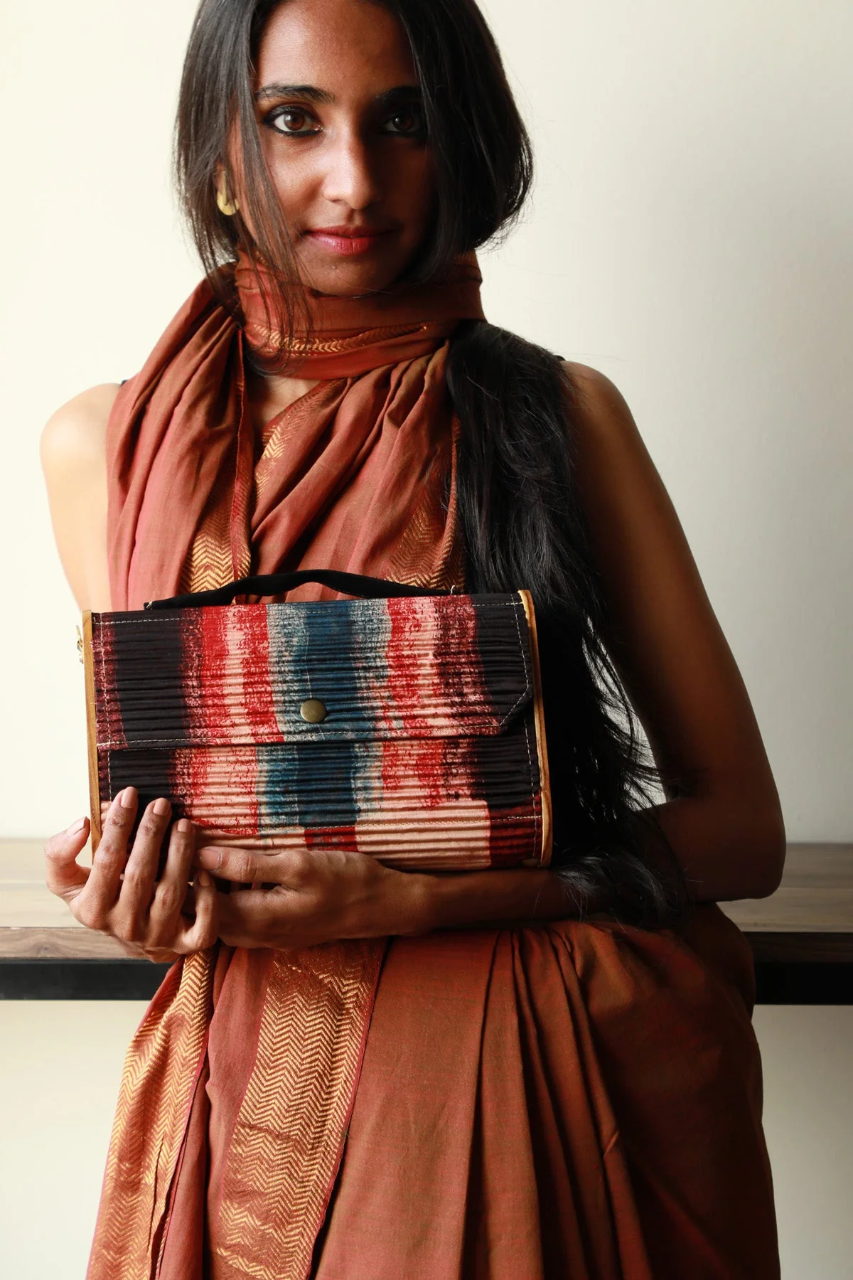 Kinu Upcycled Capsule Clutch - Image 5