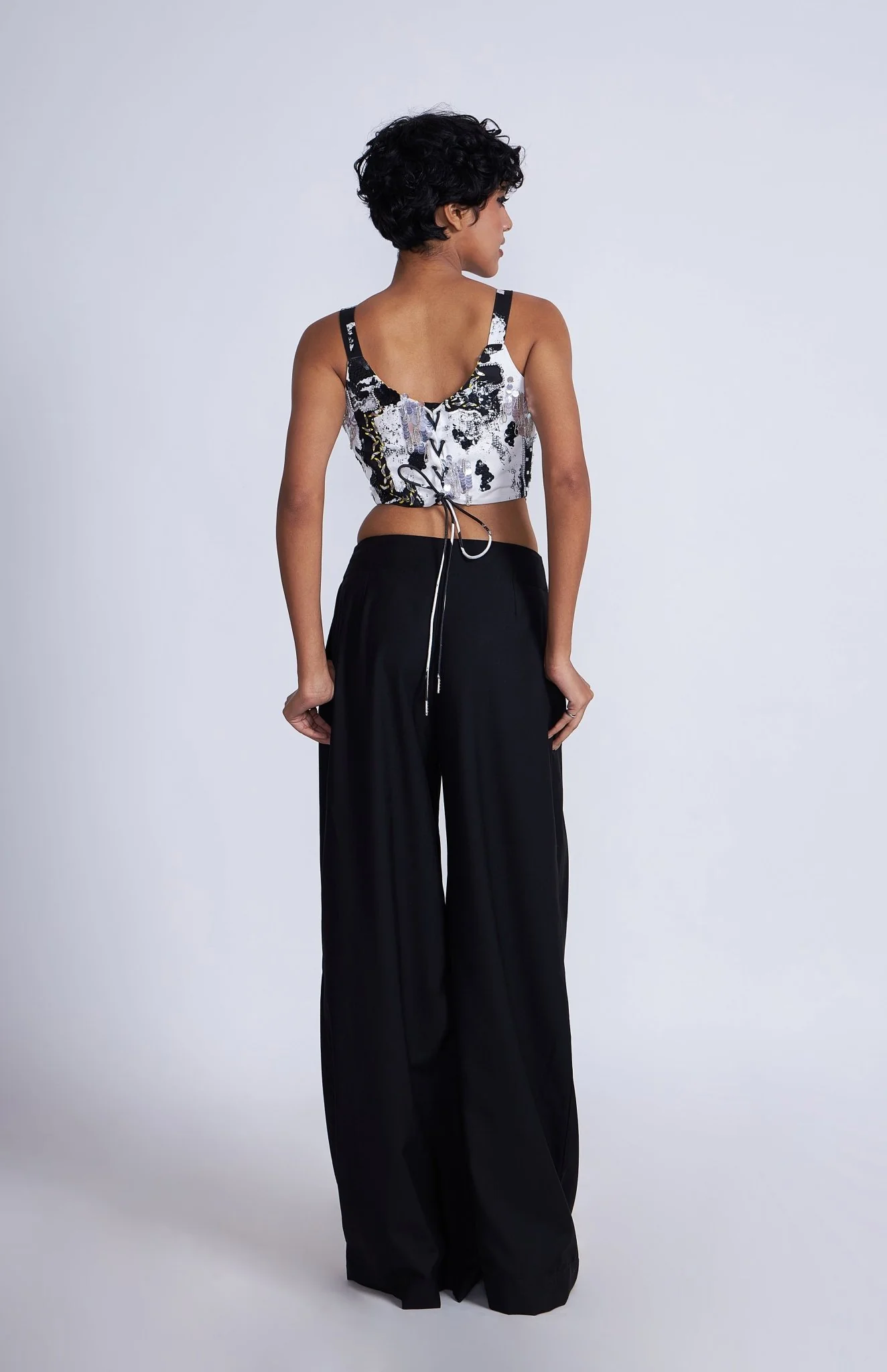 Kuro Pleated Trousers - Image 3