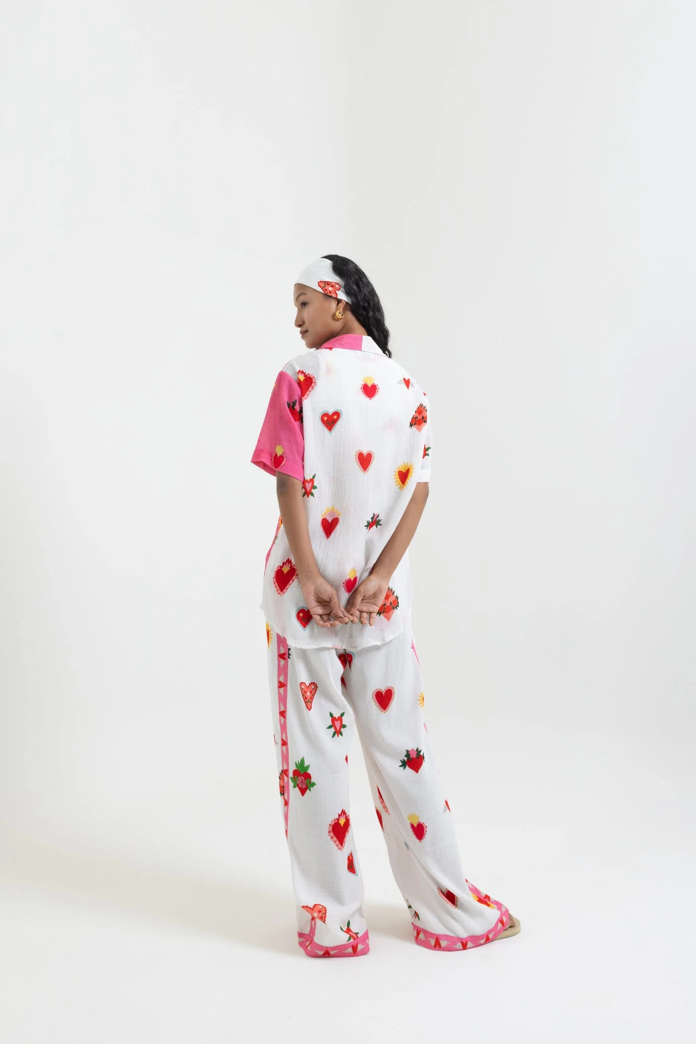 Love Me Unisex Shirt - Image 3