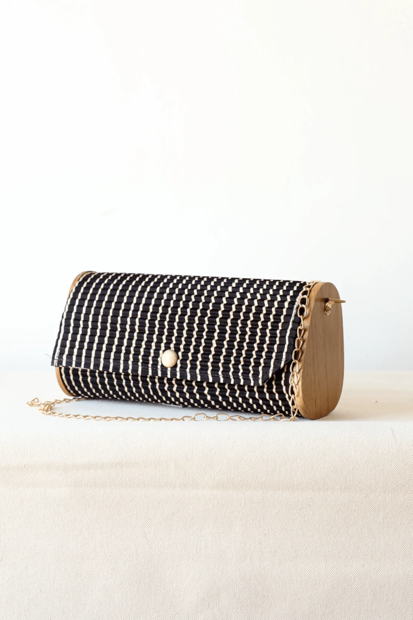 Mini Clutch - Line - Image 3