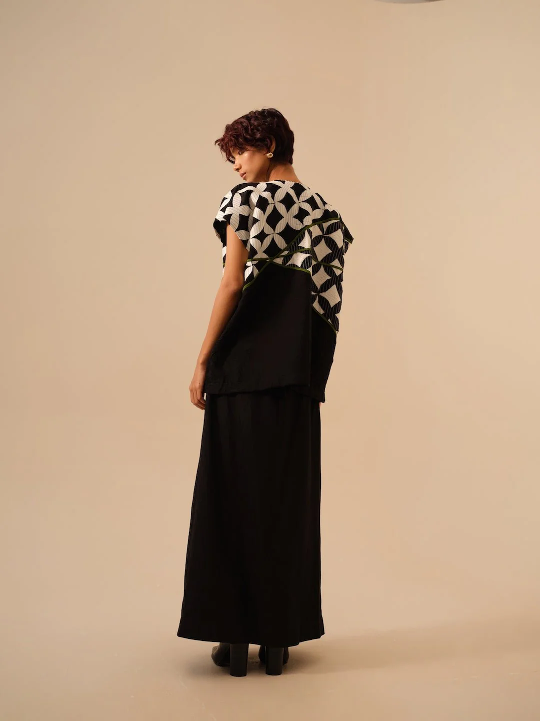 Mist Skirt - Black - Image 7