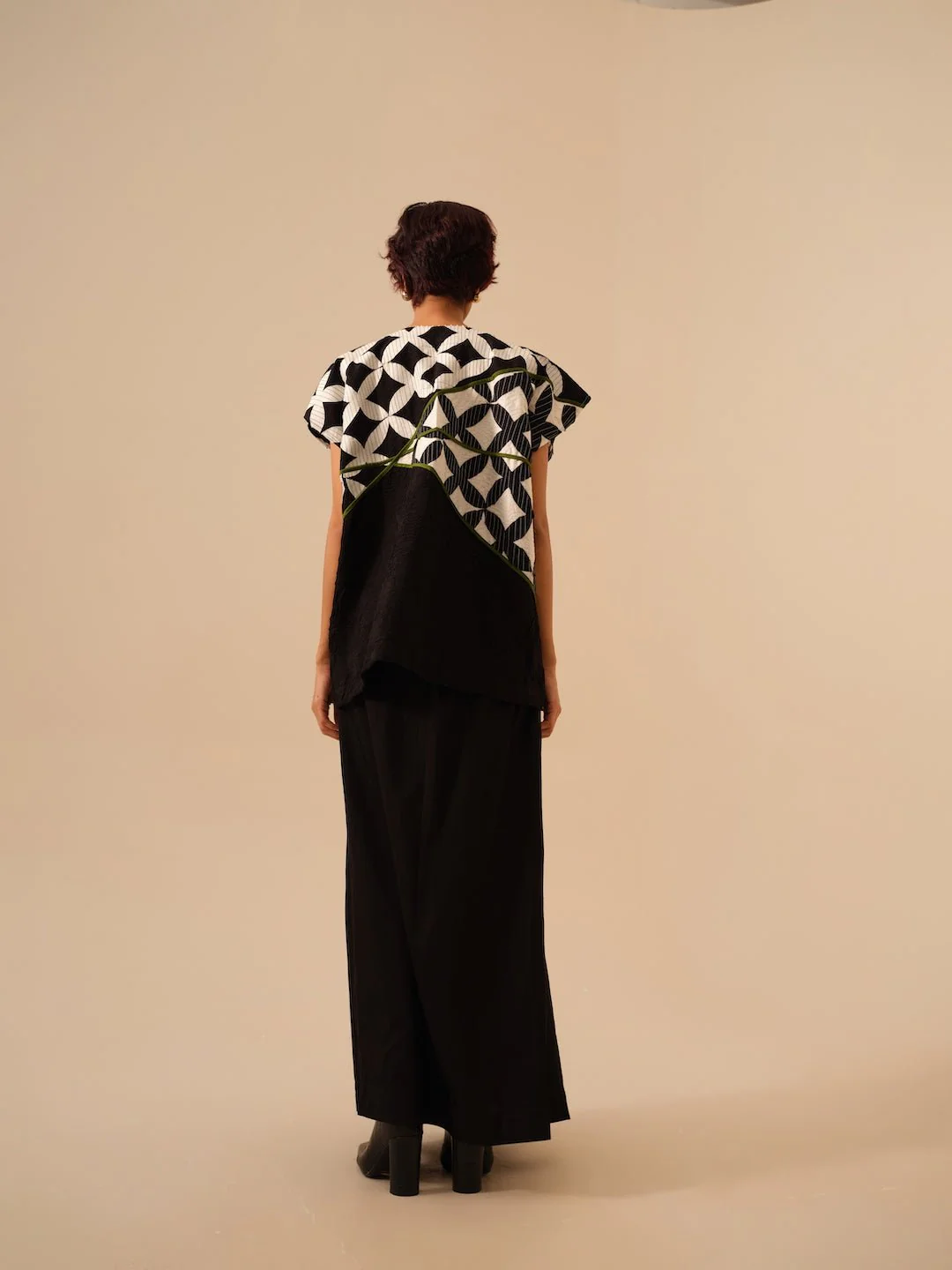 Mist Top - Black - Image 9