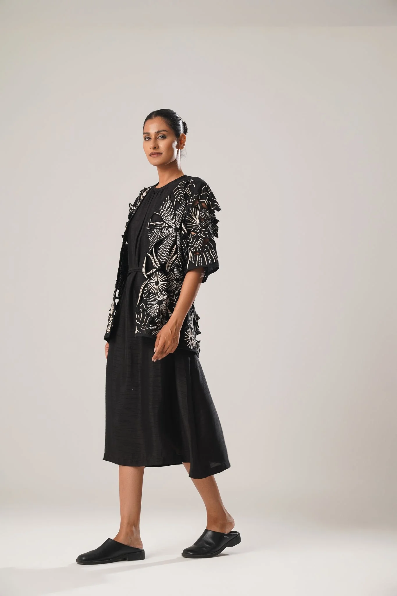 MJ Cutwork Jacket Set - Image 3