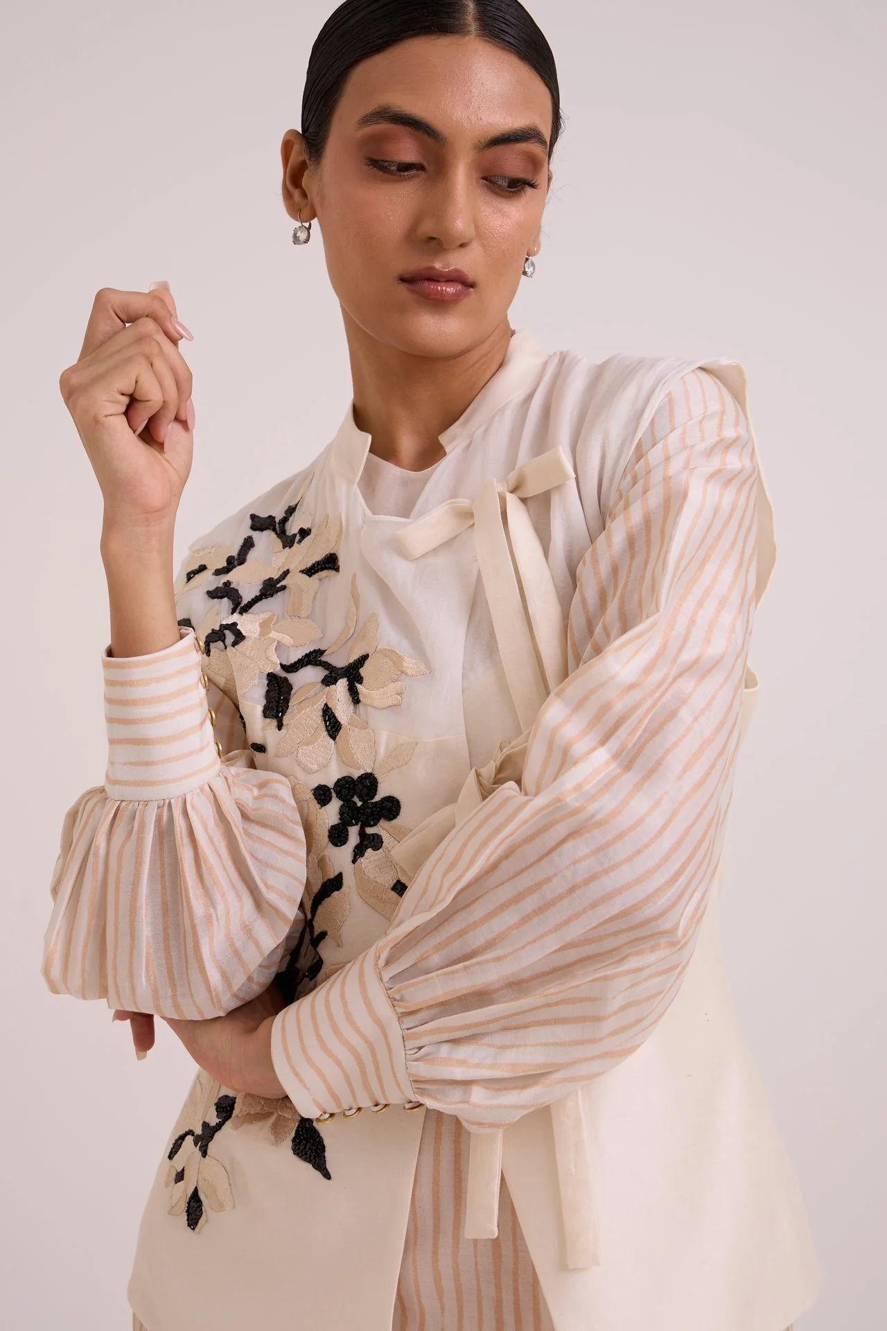 Monroe - Diwan Vest with Shirt & Pant Set - Image 2