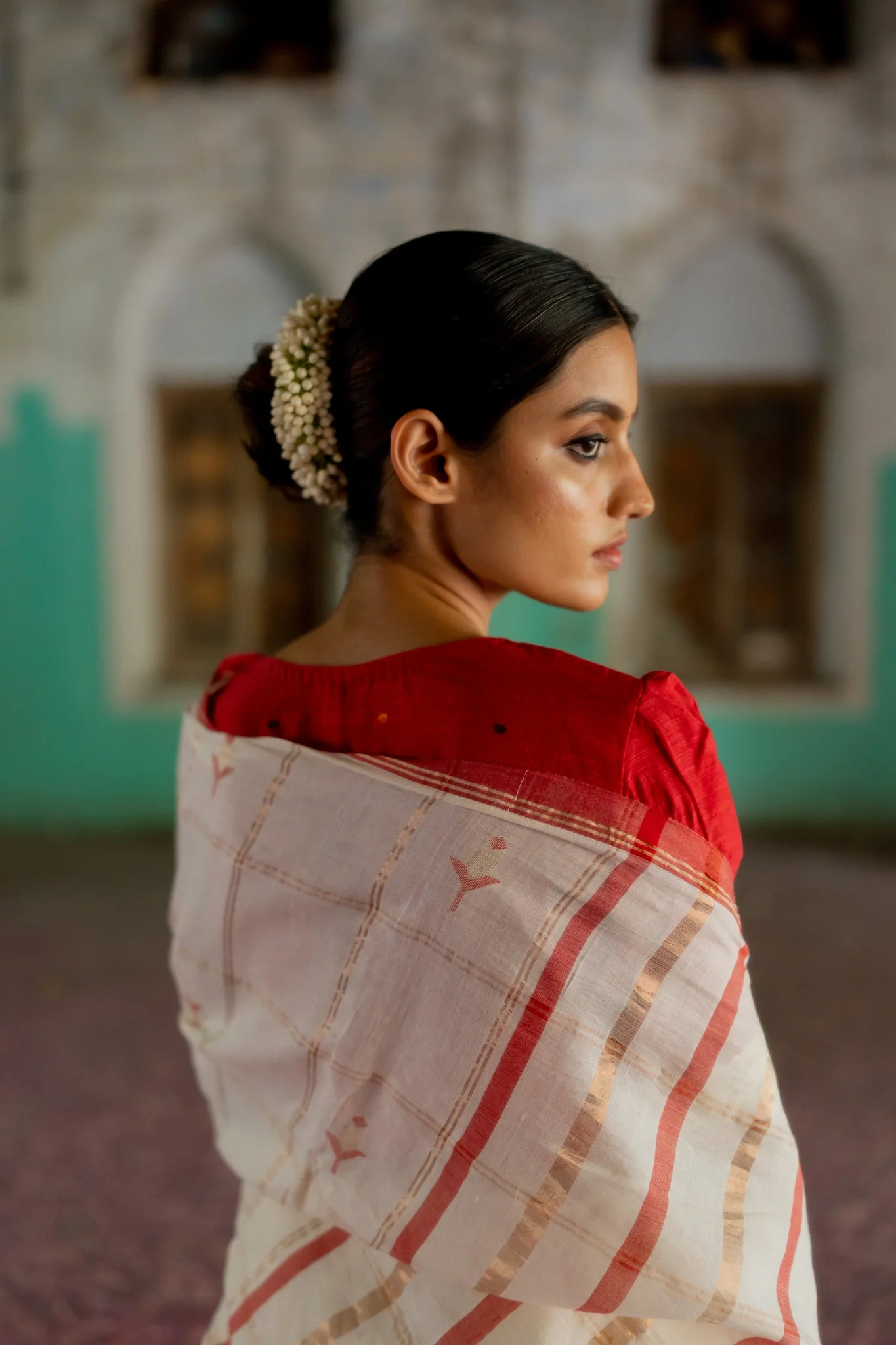 Mudita - White - Image 3