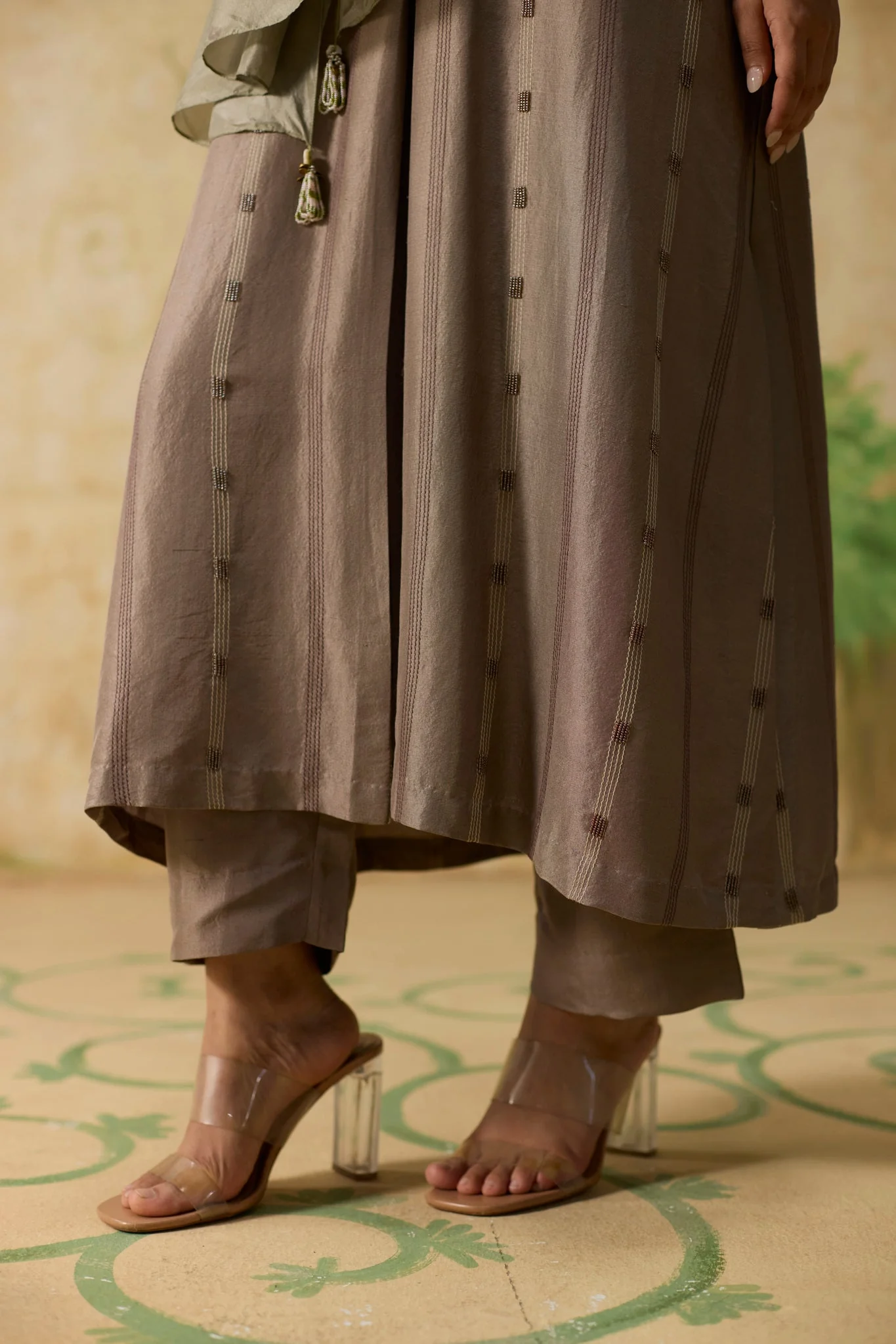 Mullen Kurta Set - Brown - Image 5