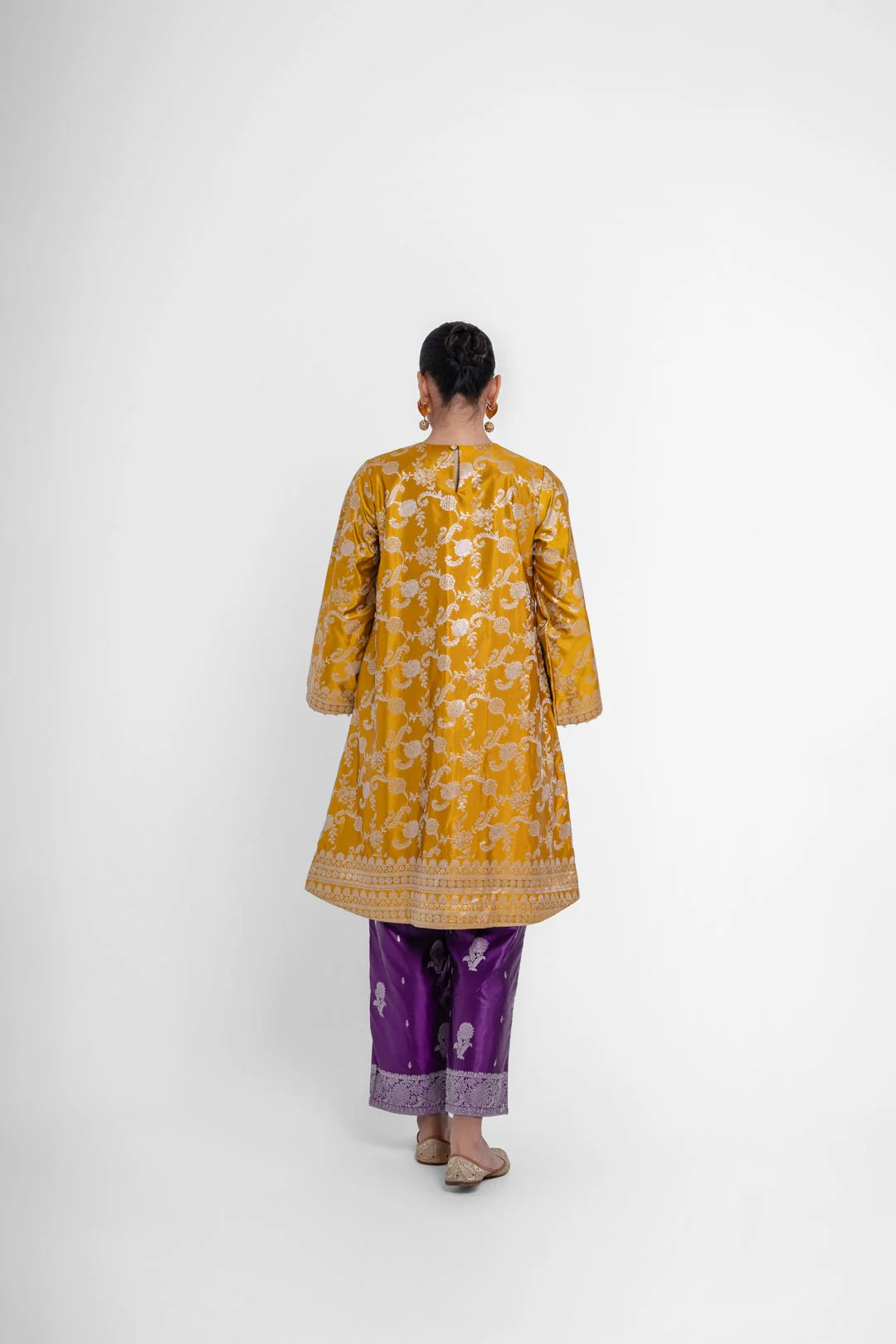 Naina Kurta Set - Image 5