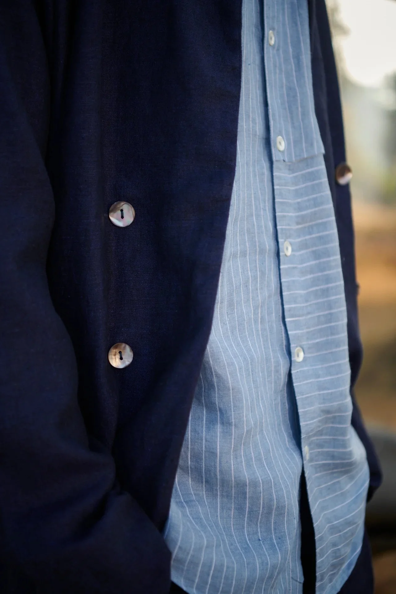 Neel Linen Men's Summer Trench - Image 3