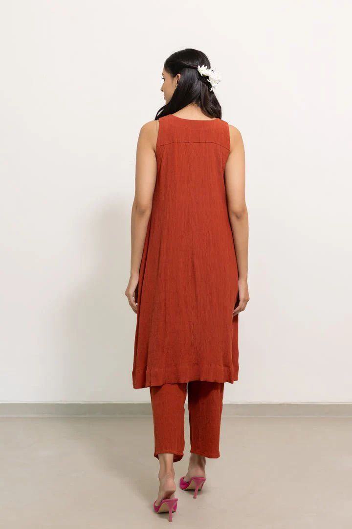 Nishaa Moons Kurta Set - Image 11
