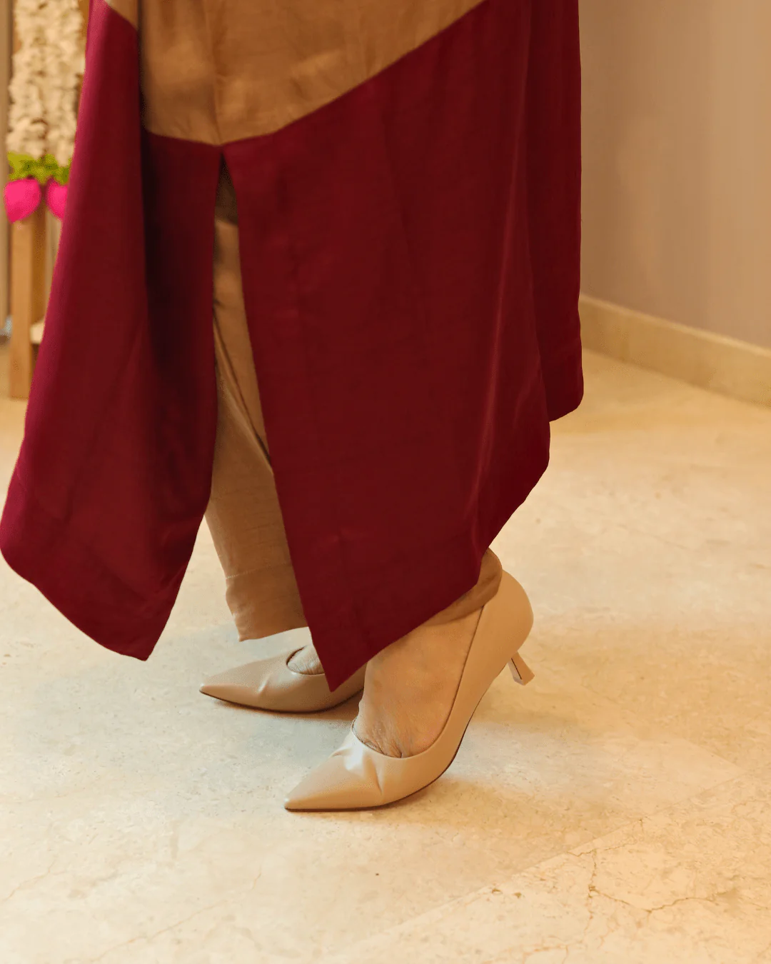 Niva - Golden & Maroon - Image 3