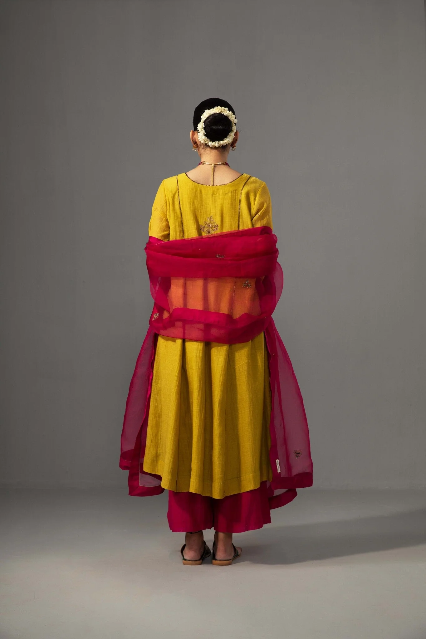 Noor Kurta Dupatta Set - Yellow - Image 5