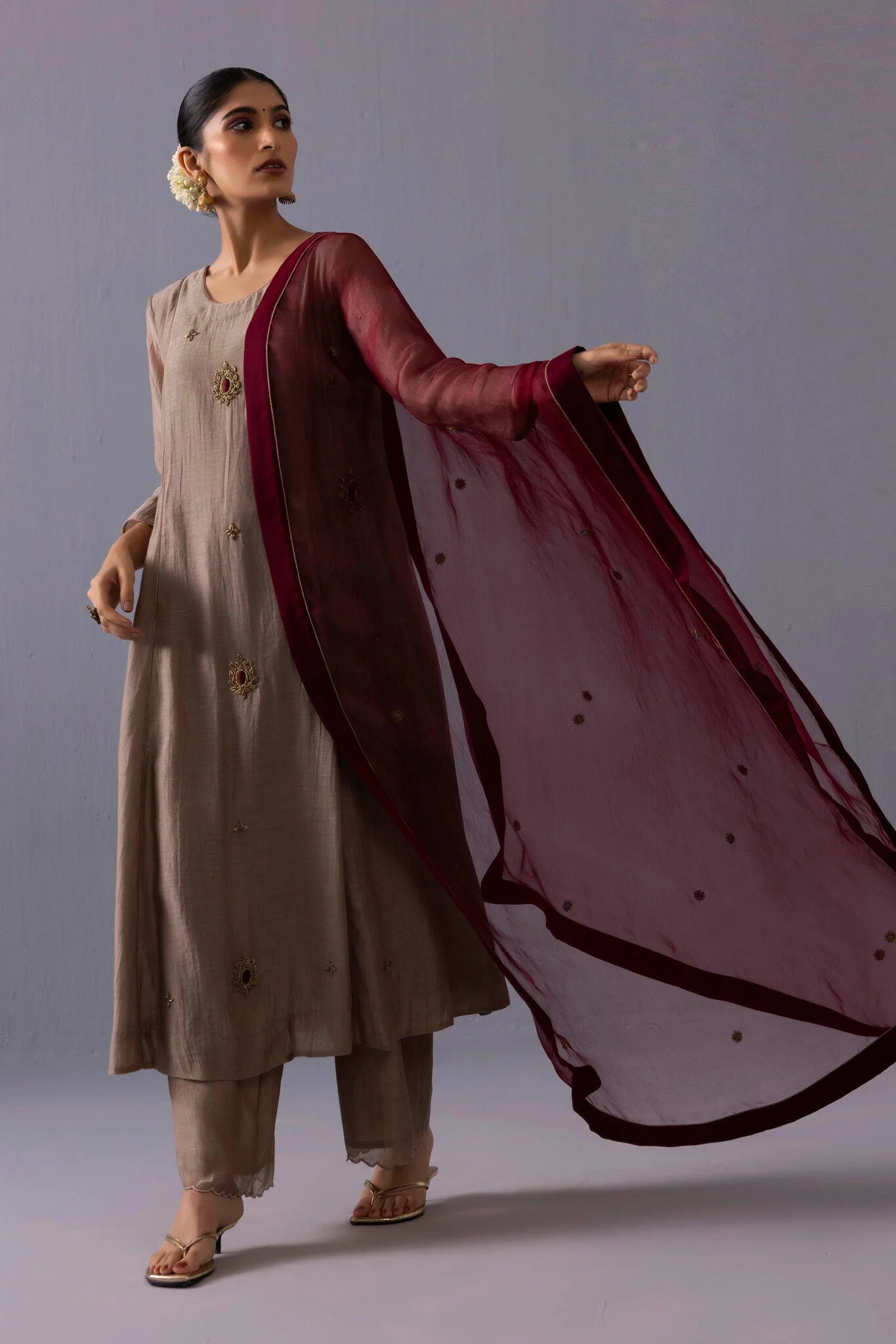 Noor Kurta Set - Beige - Image 4