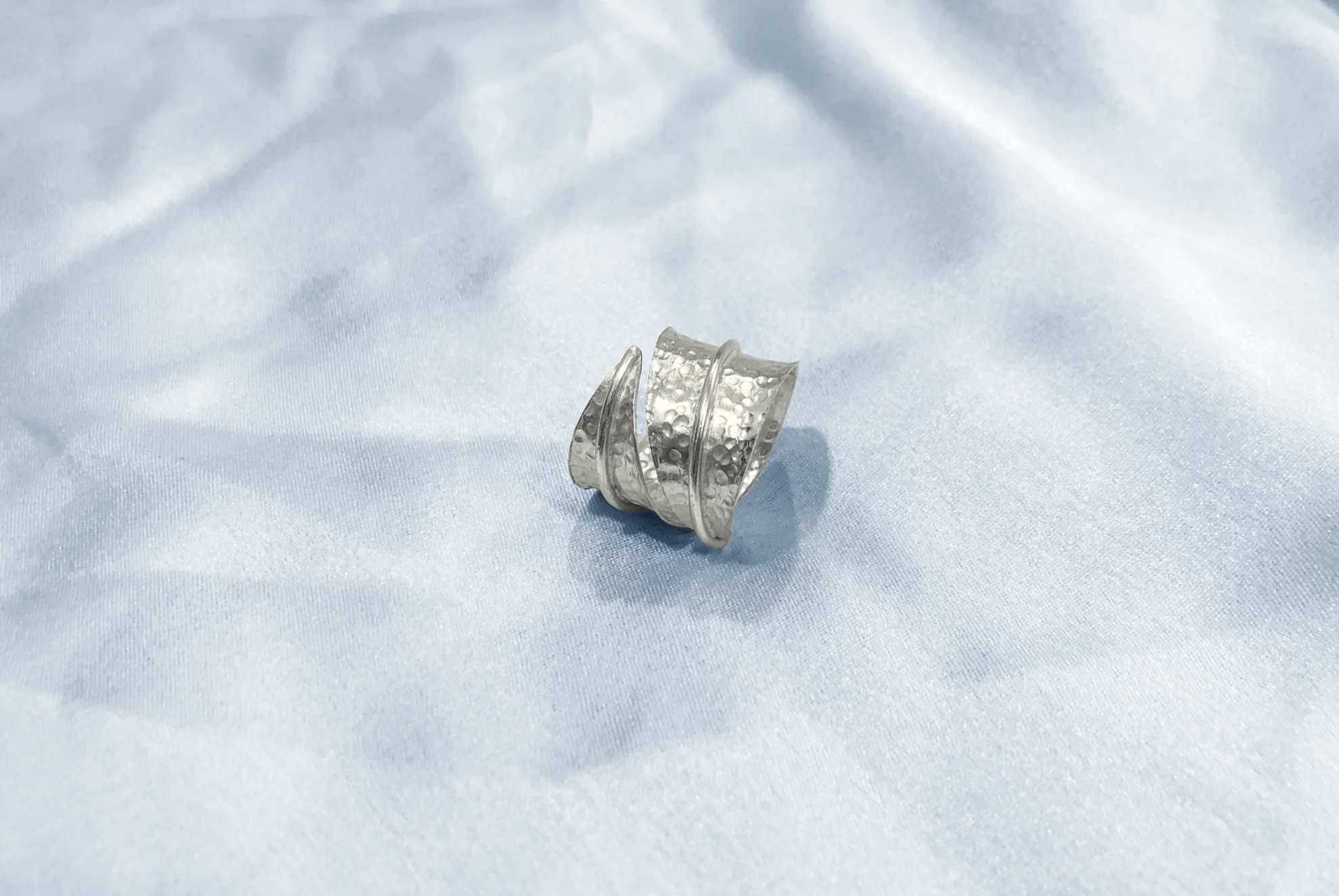 Noori Ring In Silver Tone (Set of 2) - Image 4