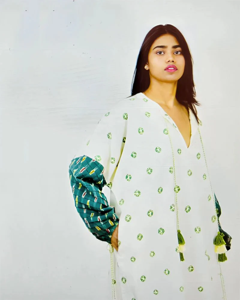 Organic Tie and Dye White & Green Kaftan - Image 2