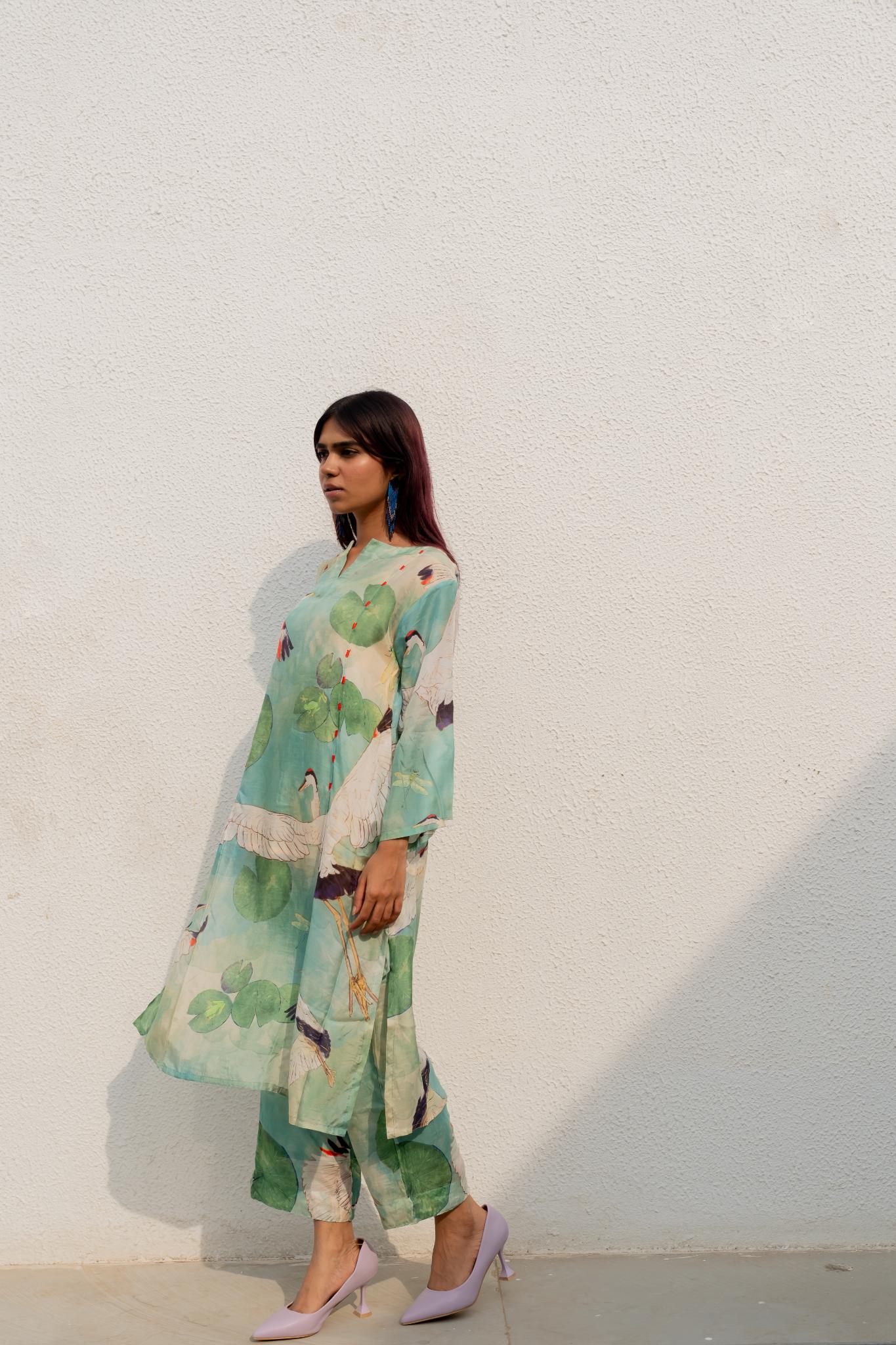 Oriental Cranes and Frogs Kurta Set - Image 3