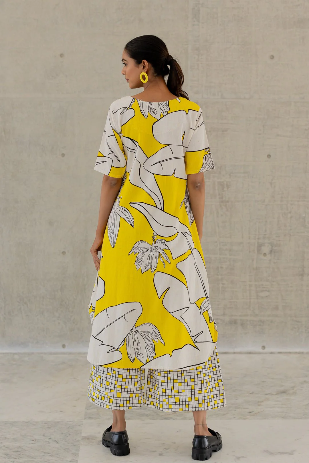 Plantain Orchard Kurta and Checks Palazzo Set - Image 10