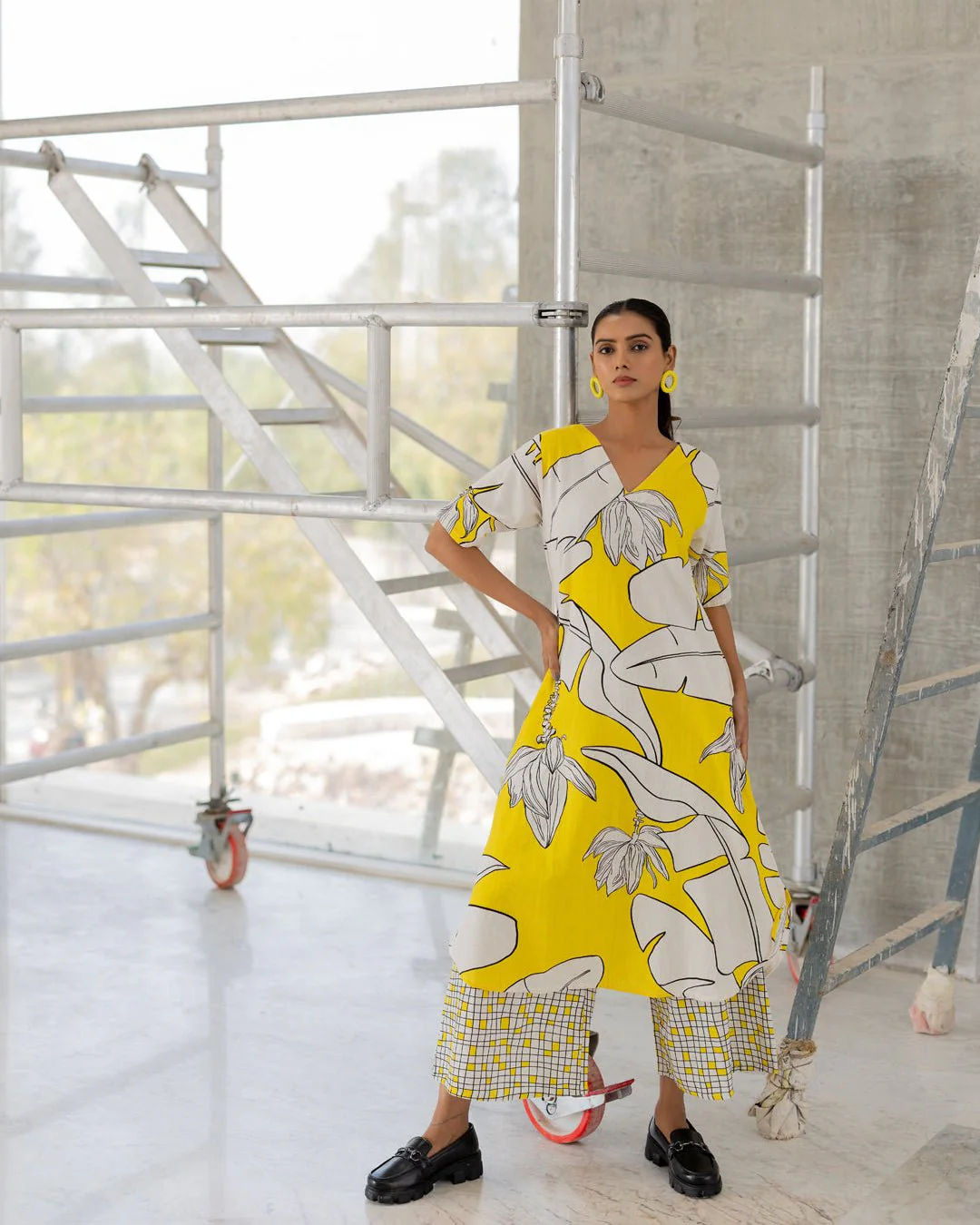 Plantain Orchard Kurta and Checks Palazzo Set - Image 4