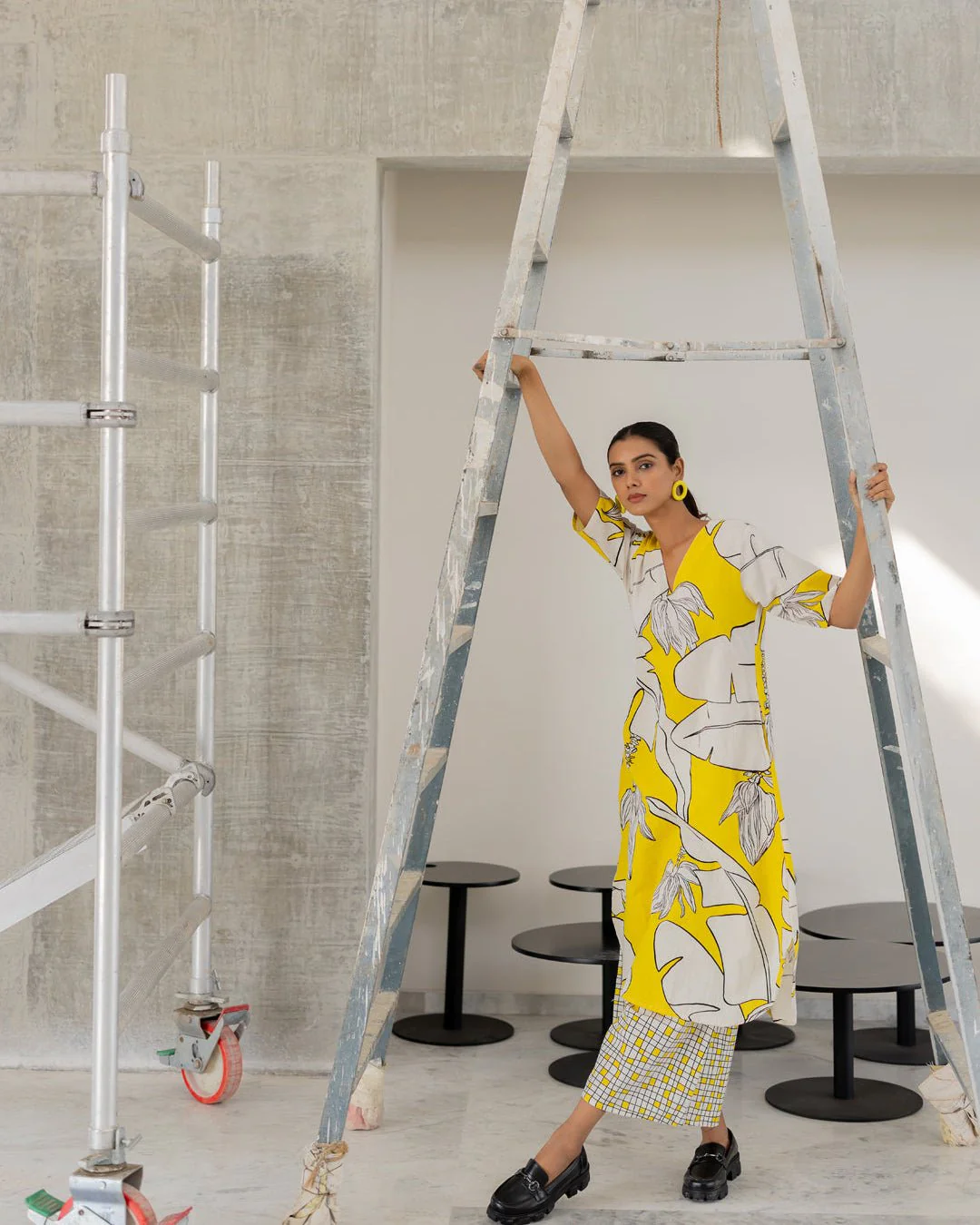Plantain Orchard Kurta and Checks Palazzo Set - Image 6