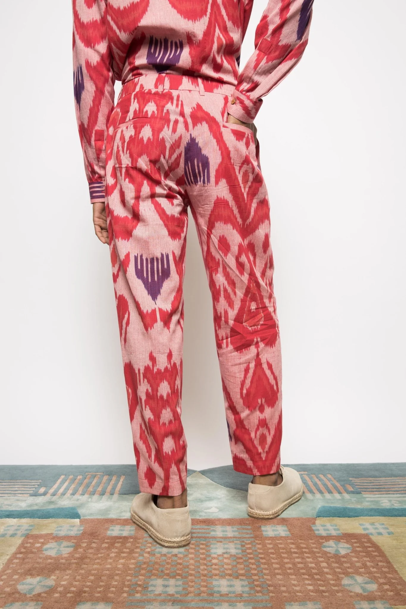 Pleated Barrel-Leg Pants - Image 5