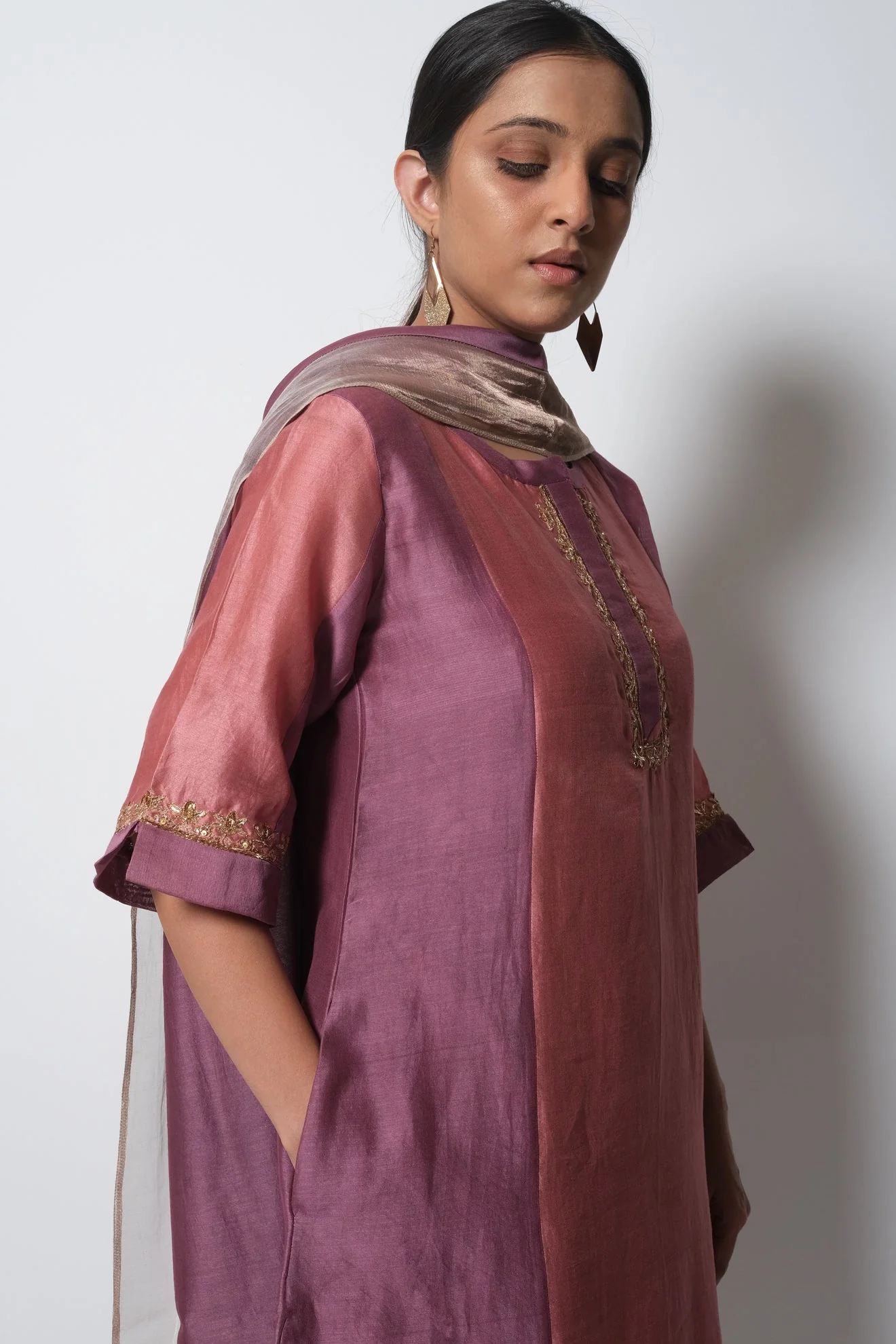 Plum Pink Chanderi Silk Panelled Kurta Set with Dupatta - Image 5