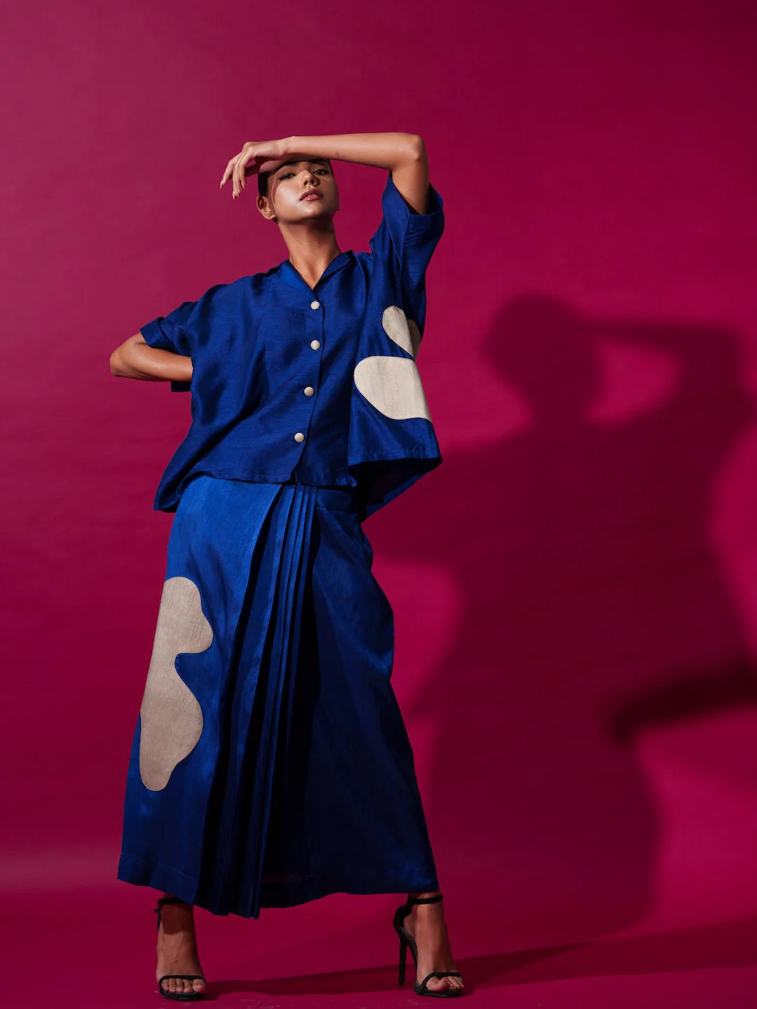 Podi Shirt in Blue - Image 2