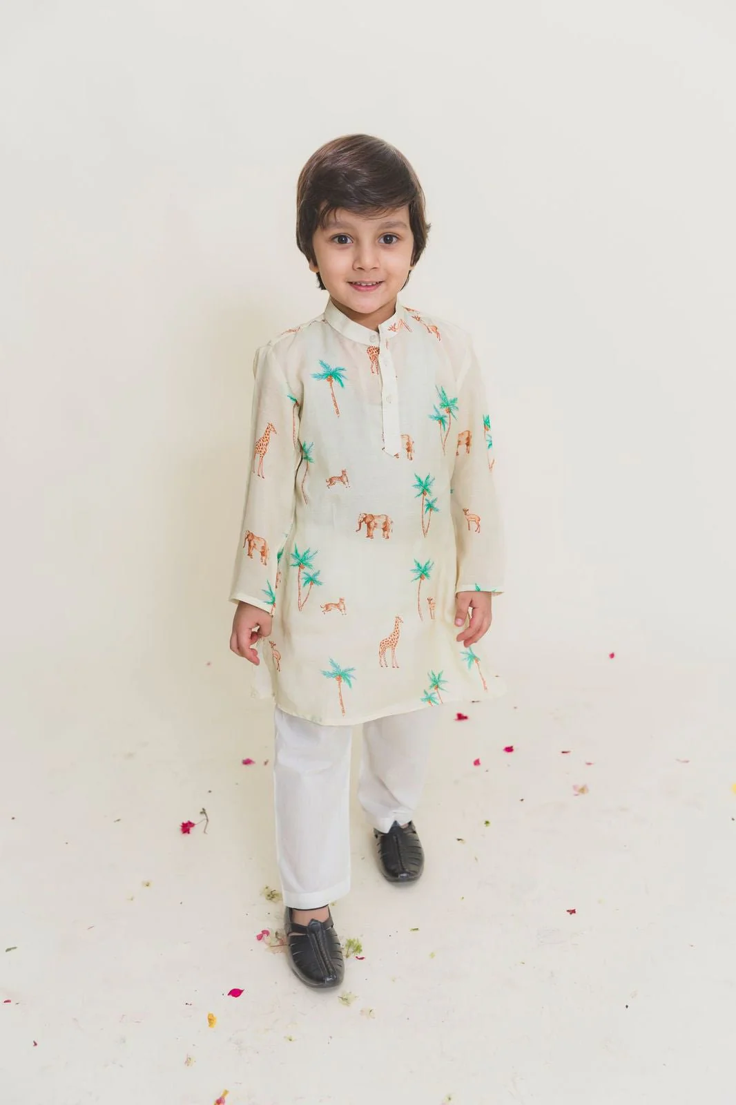Pre-Festive Muslin Kurta Pajama Set for Boys - Image 2