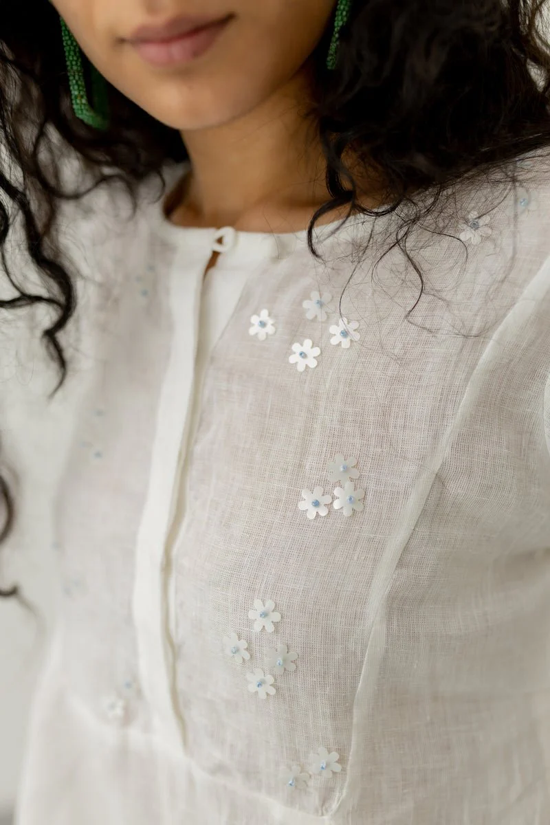Pristine White linen kurta - Image 3