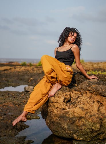 Raah Pants - Image 2