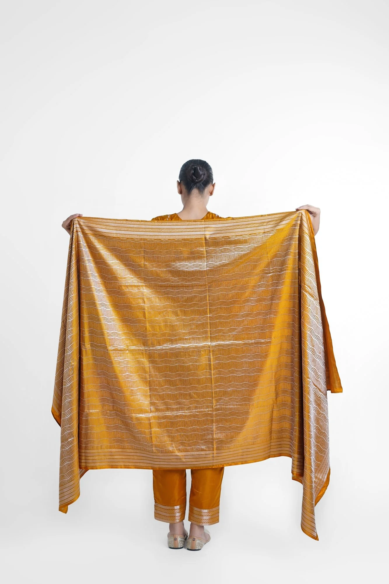Raha Kurta Set - Image 4