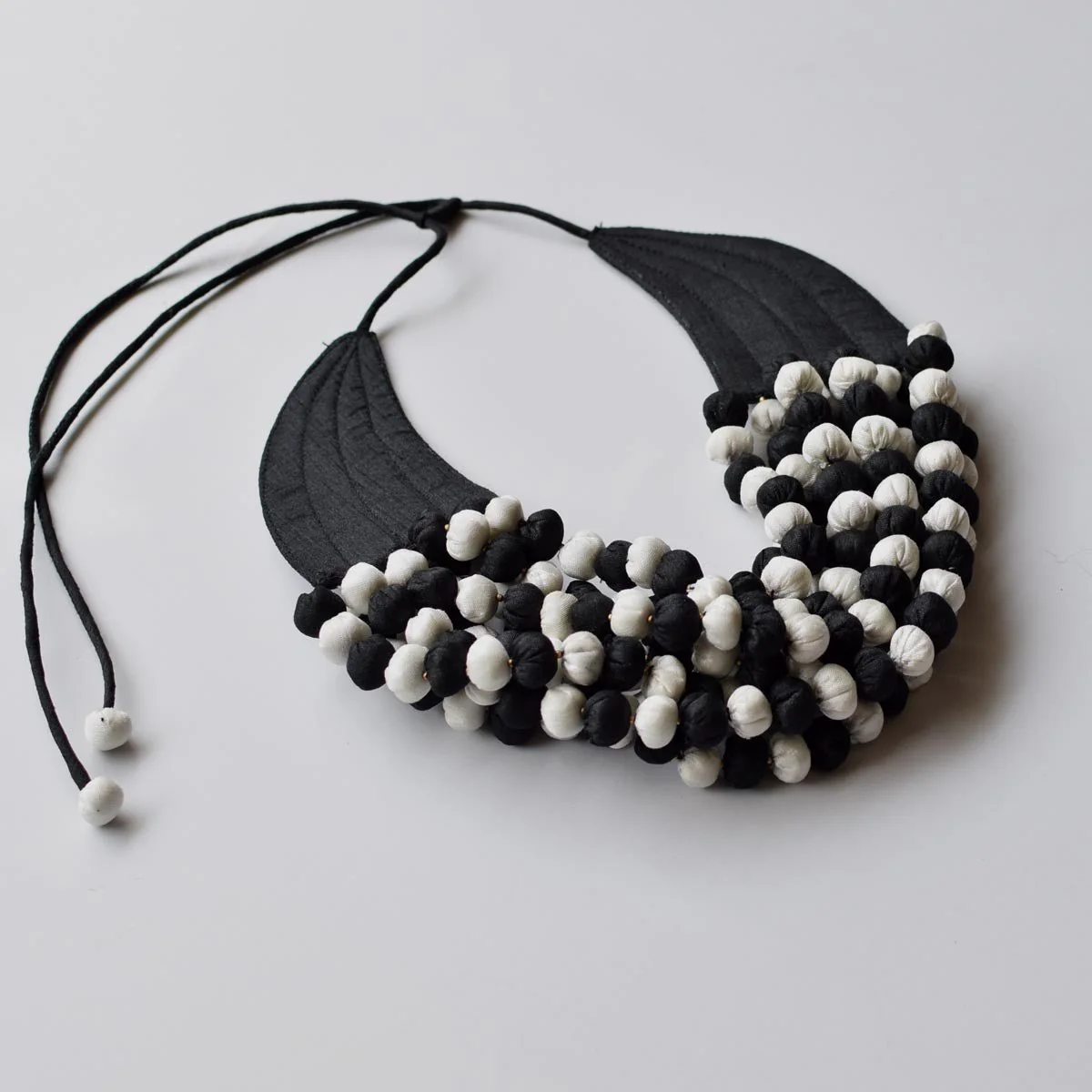 Ratna Neckpiece - Image 2