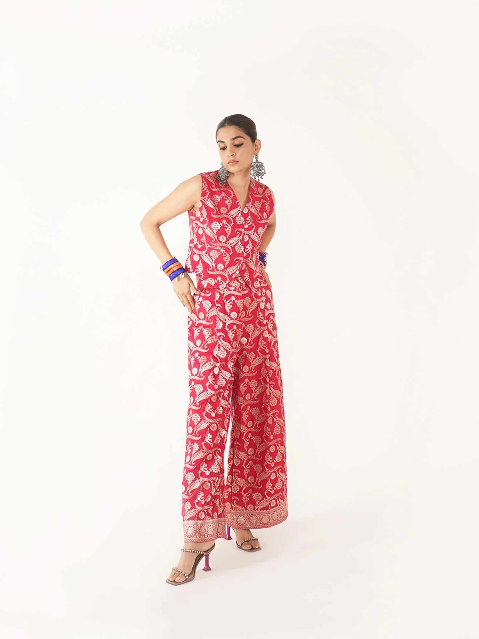 Red Silk Waistcoat - Image 3