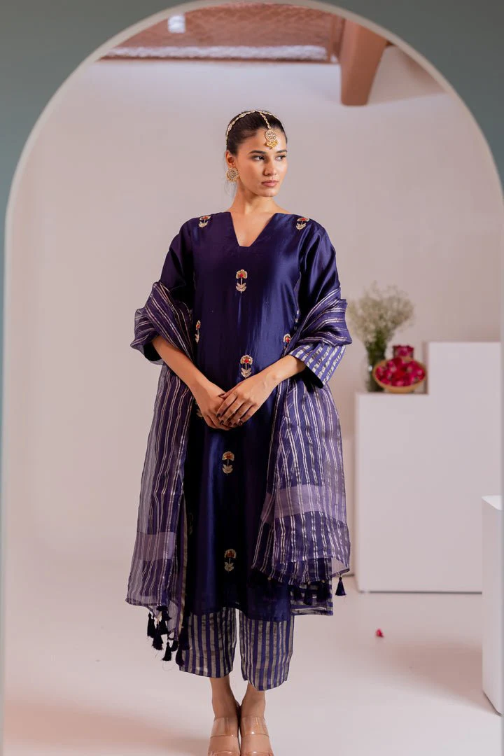 Revaa Kurta Set - Image 5