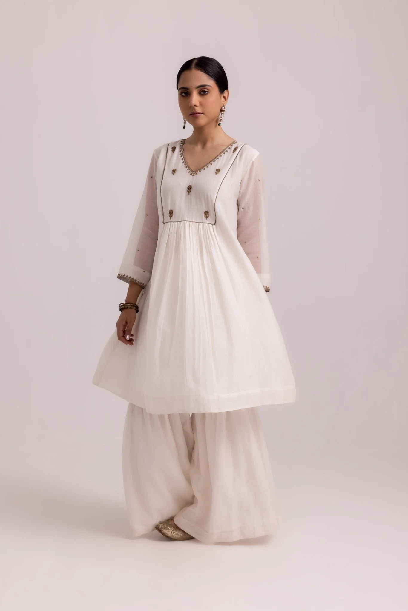 Rimi Sharara Dupatta Set - White - Image 4
