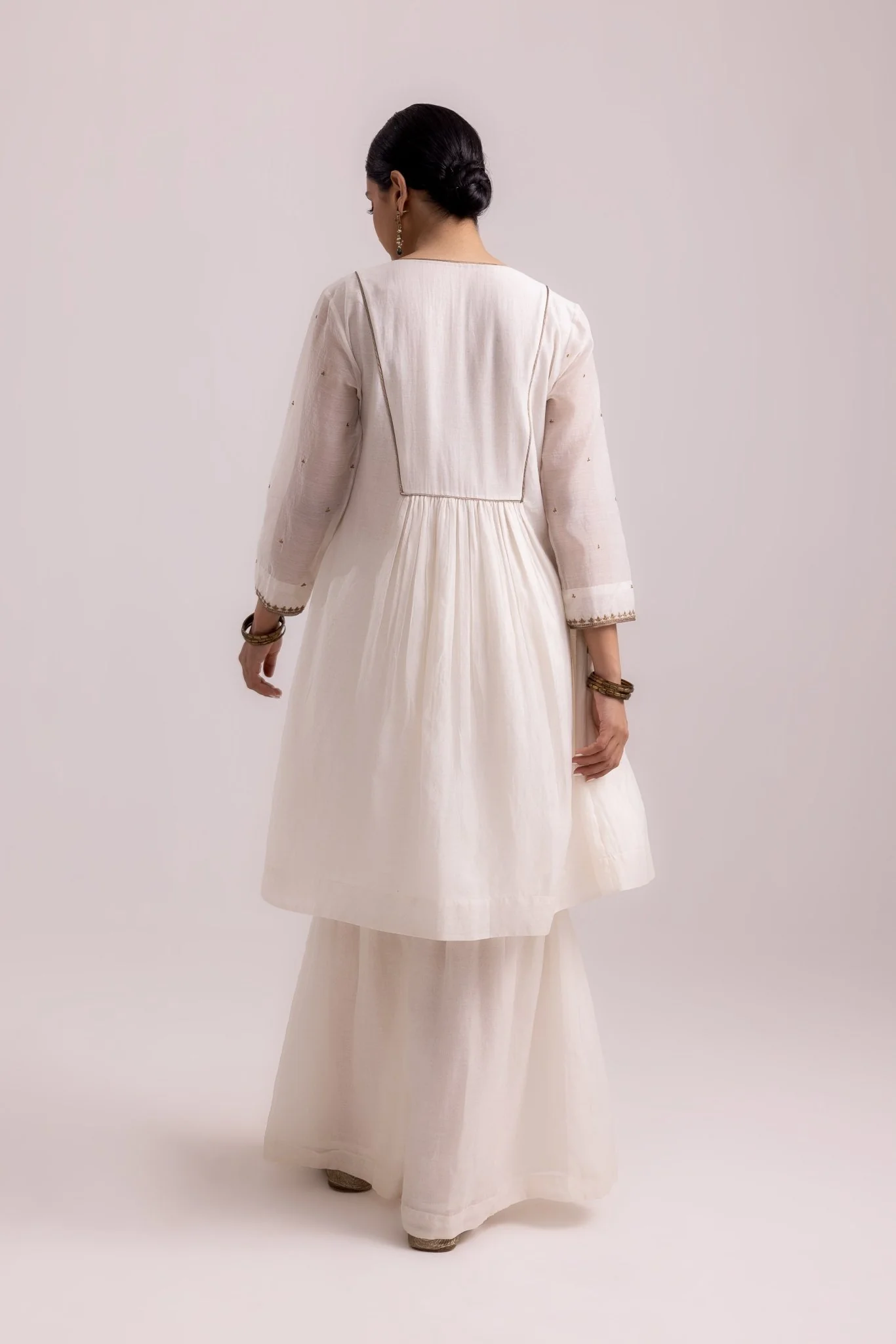 Rimi Sharara Dupatta Set - White - Image 7