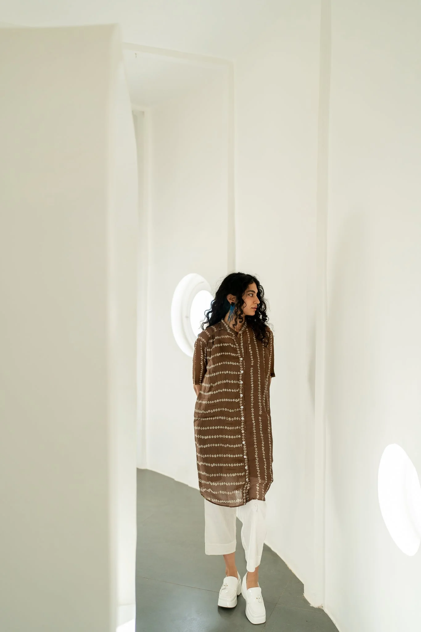 Rosewood Bandhej Tunic with White Pants - Image 7