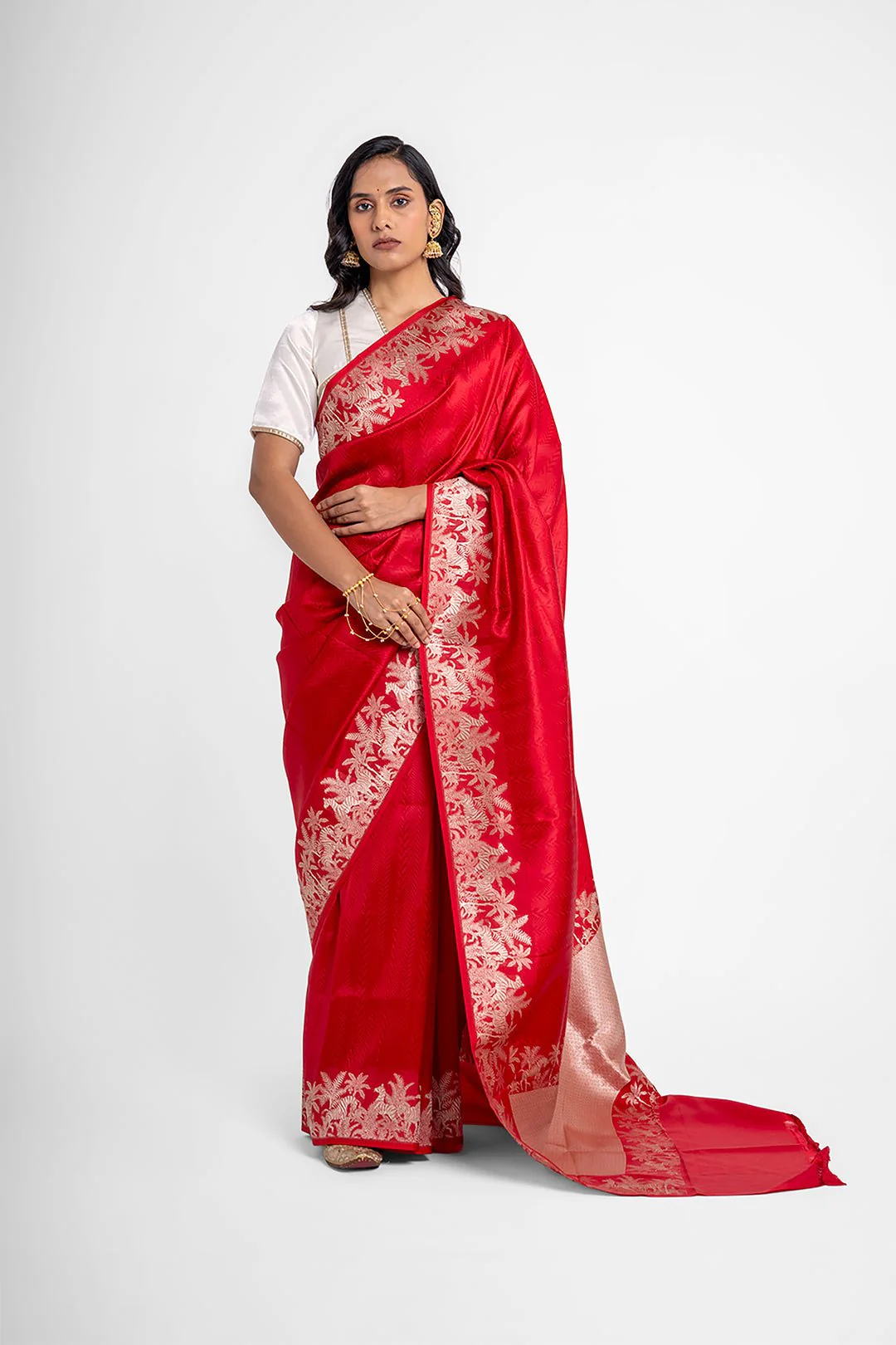 Savana Red Pure Silk Saree - Image 3