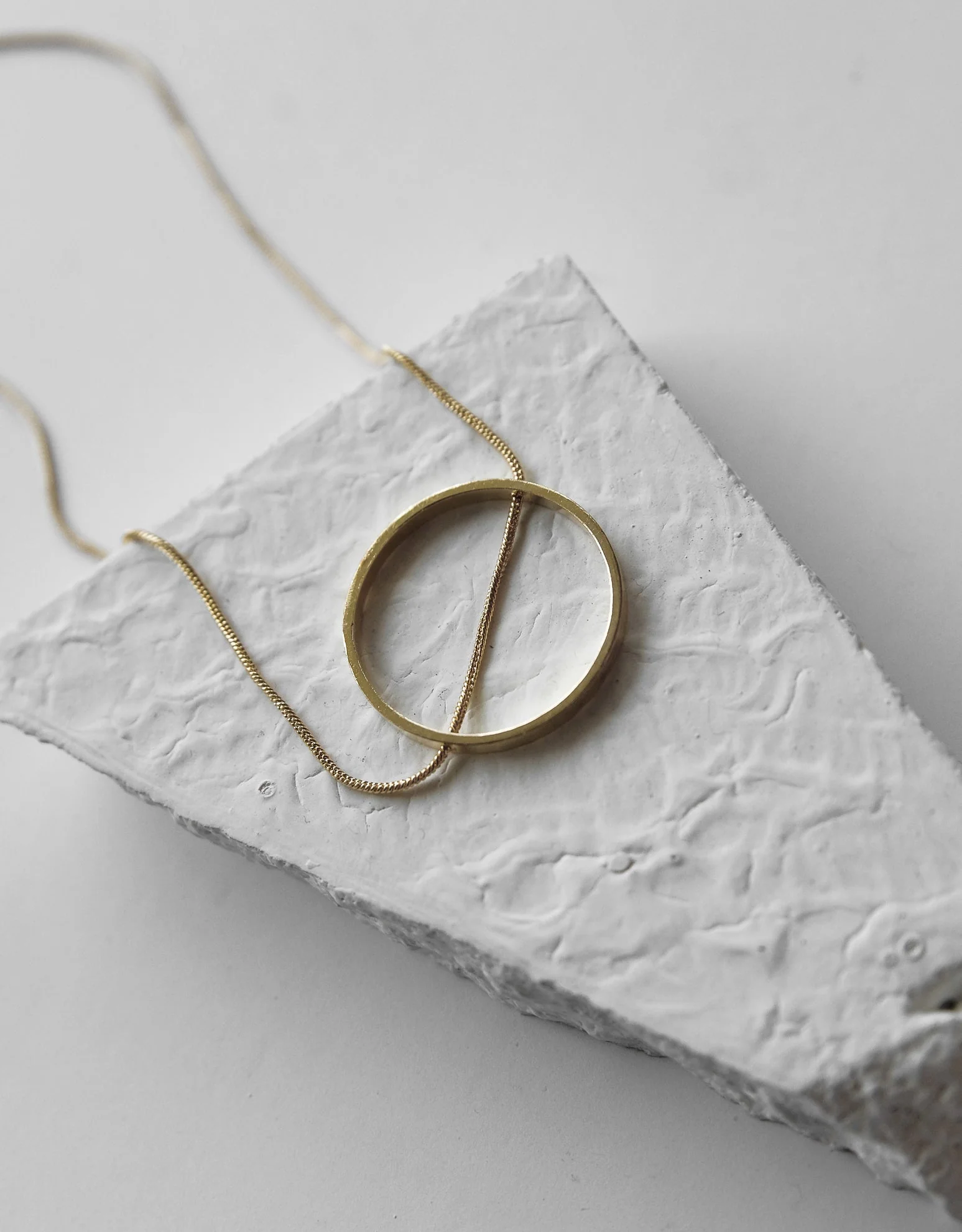 Slit a Circle Neckpiece - Image 5