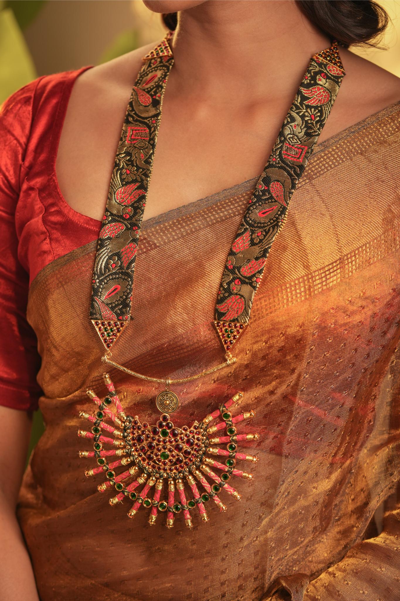 Statement Temple Motif and Brocade Haar - Image 5