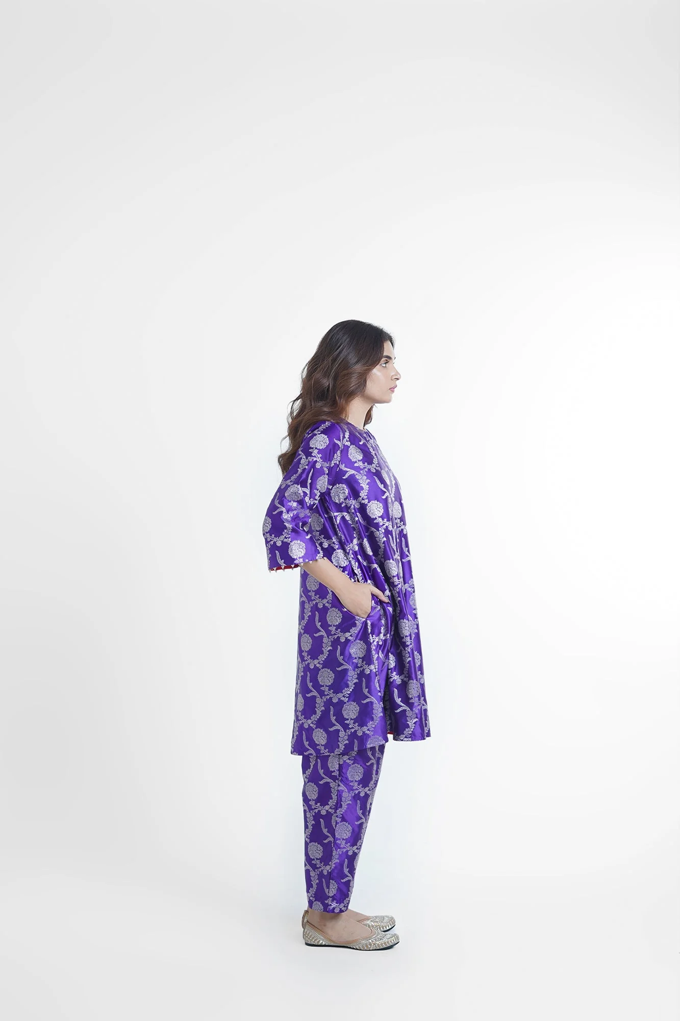 Sunheri Kurta Set in Purple - Image 3