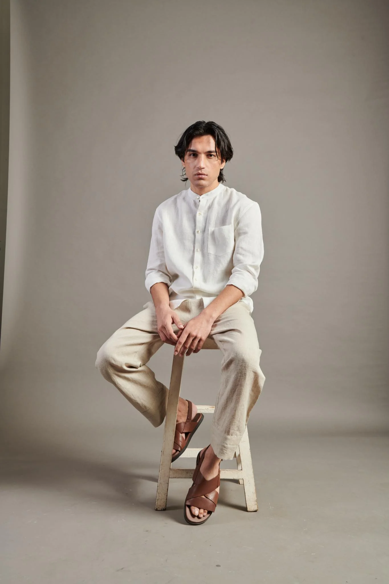Taj Linen Band Collar Shirt - Image 3