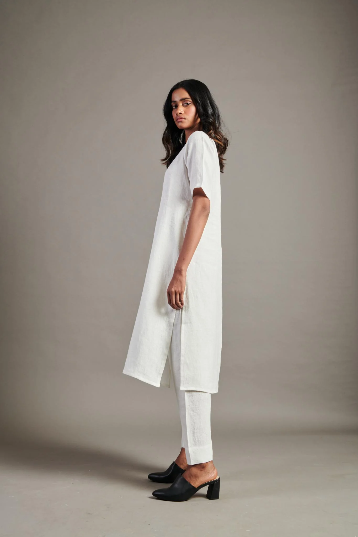 Taj Linen Half Sleeves Kurta Set - Image 6